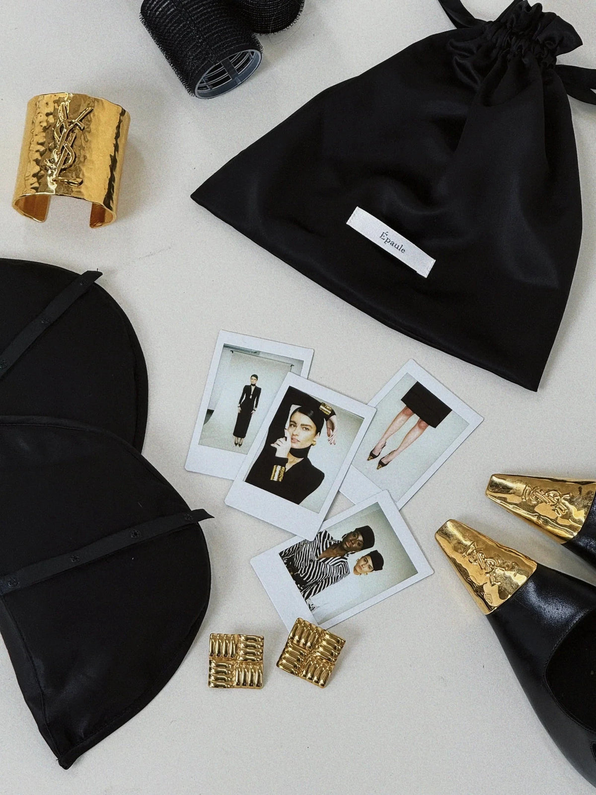EPAULETTE IN BLACK EPAULETTE EPAULE