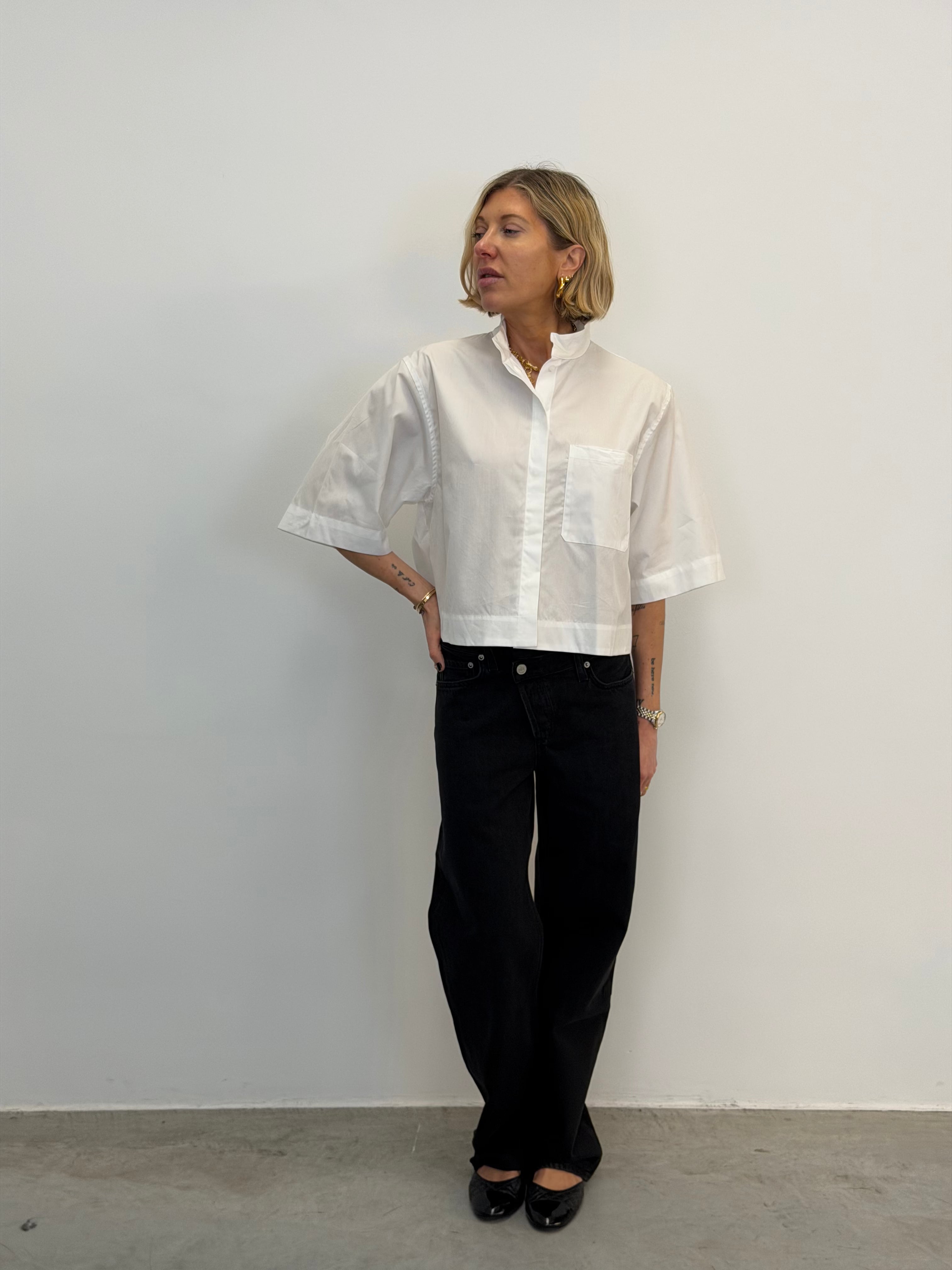 JENESSA SHIRT IN WHITE SHIRT STYLEIN