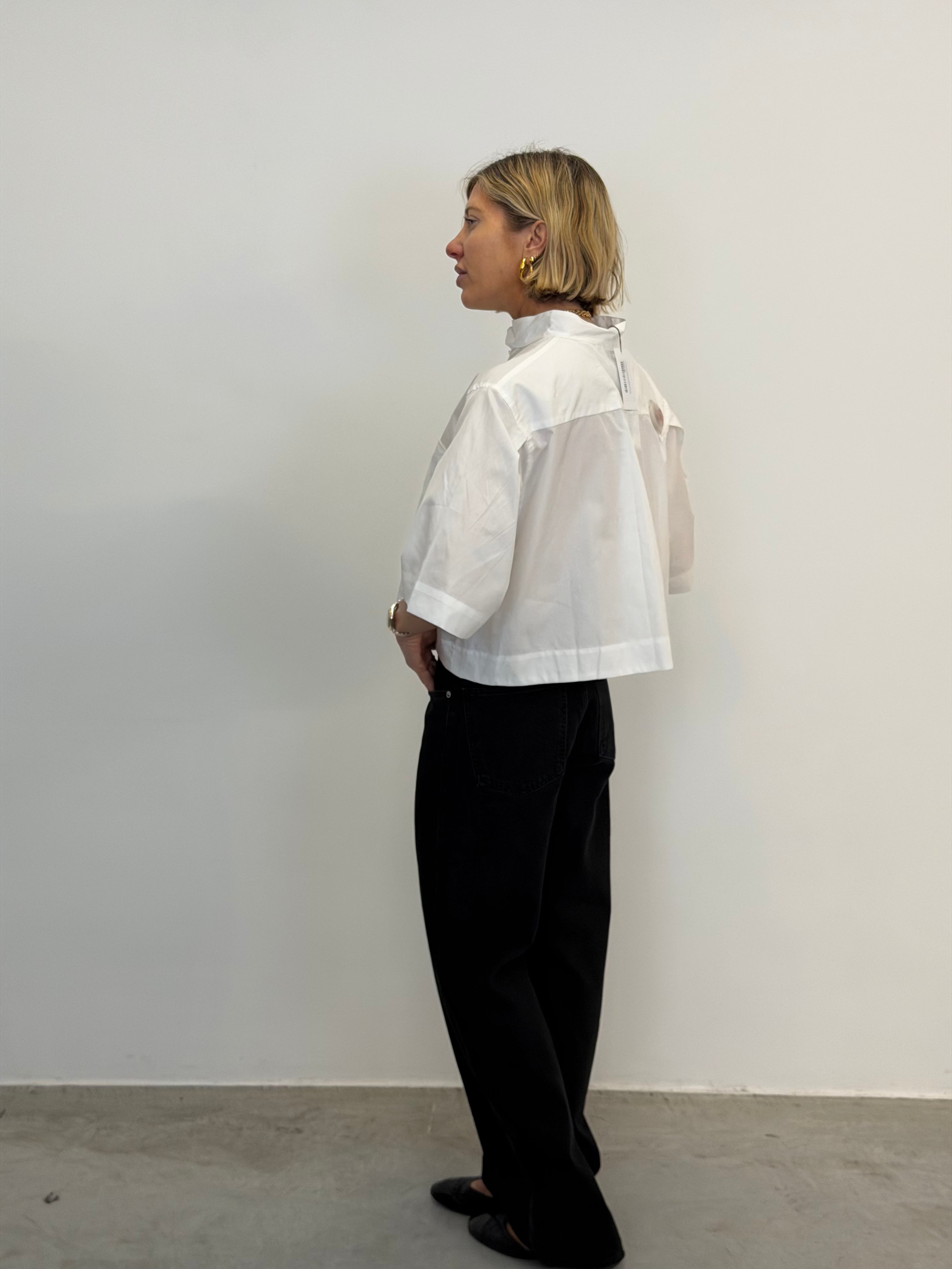 JENESSA SHIRT IN WHITE SHIRT STYLEIN