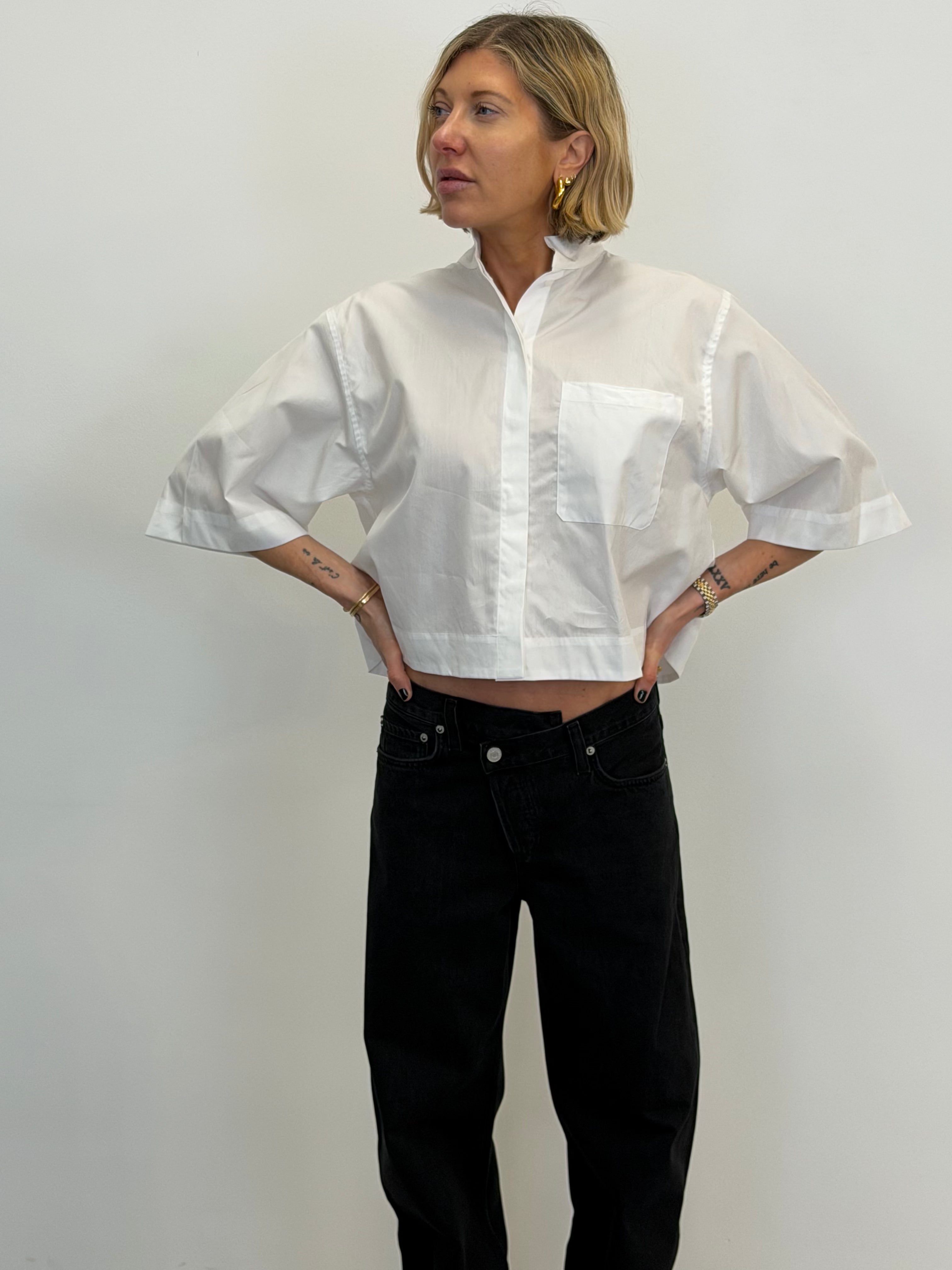JENESSA SHIRT IN WHITE SHIRT STYLEIN