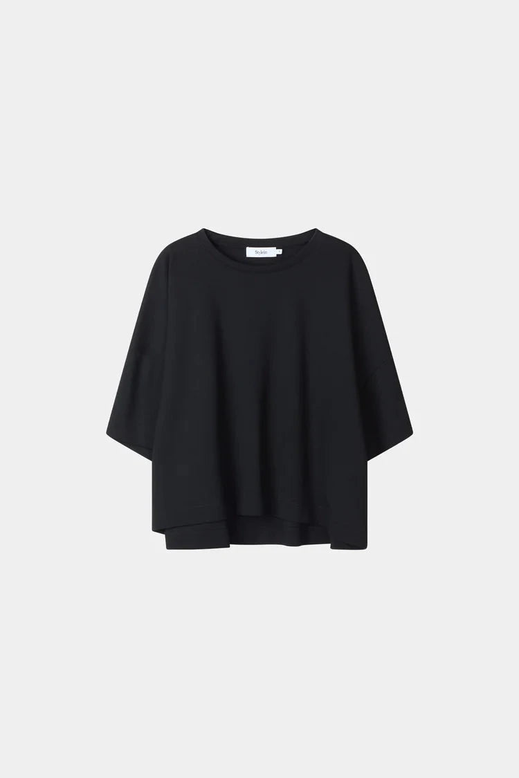 JUNIPER TOP IN BLACK T-SHIRT STYLEIN