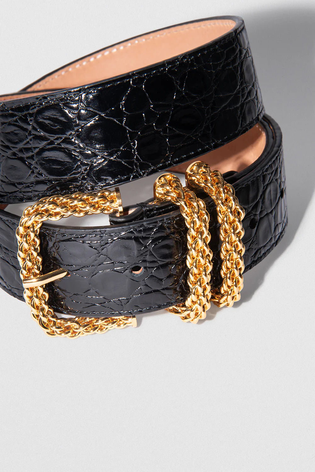 KATINA BLACK CIRCULAR CROCO BELT KURE