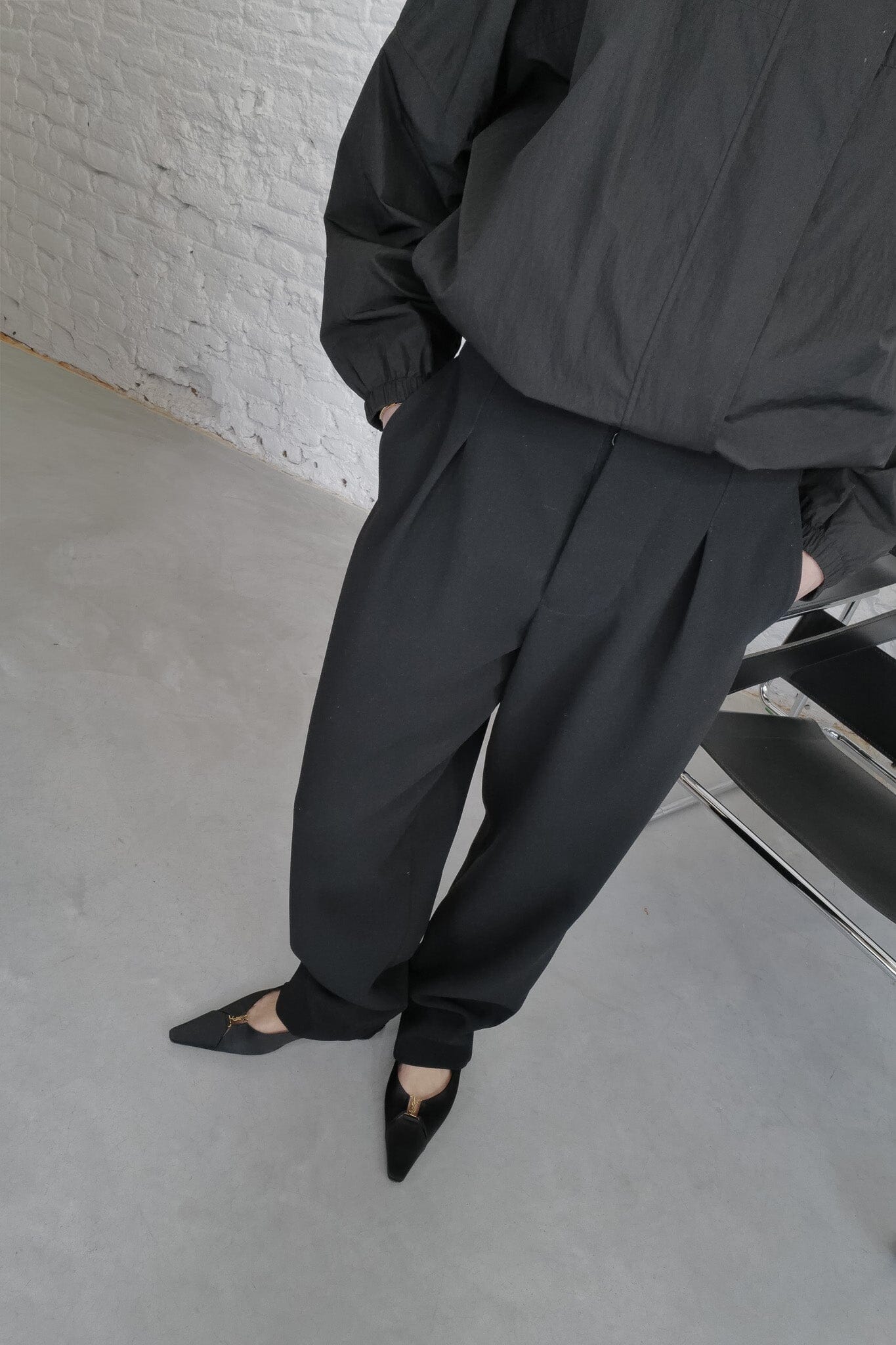 PSALM BOYISH HEAVY CREPE PANTS PANTS KURE