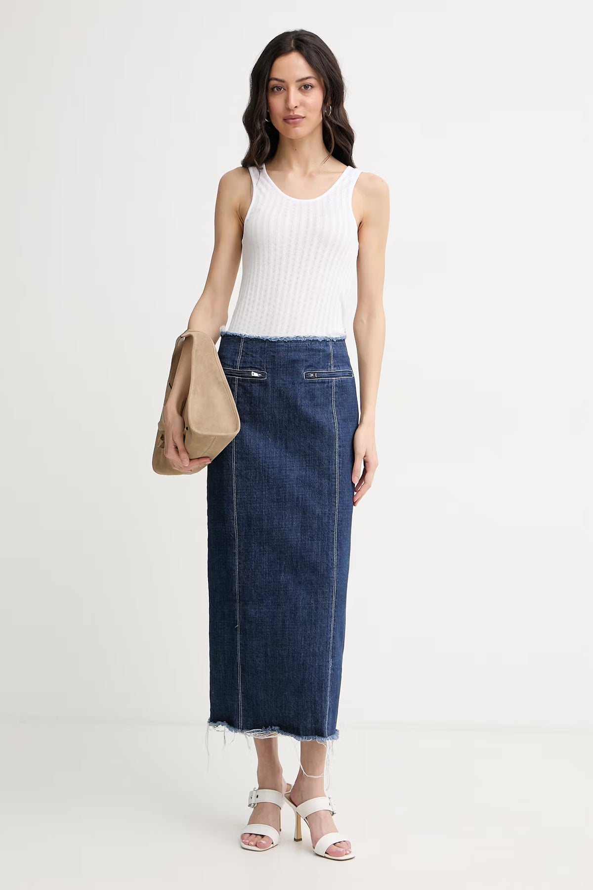 AFFINE TOP IN WHITE TOP .