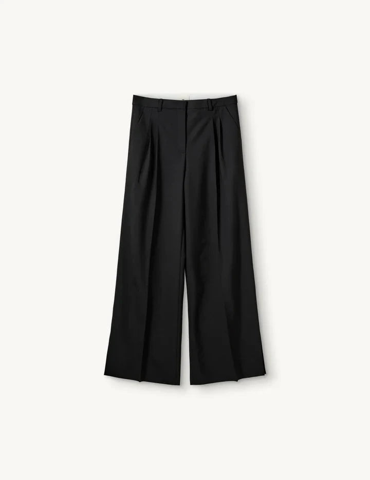 GRAND PANTS IN BLACK PANTS THE GARMENT