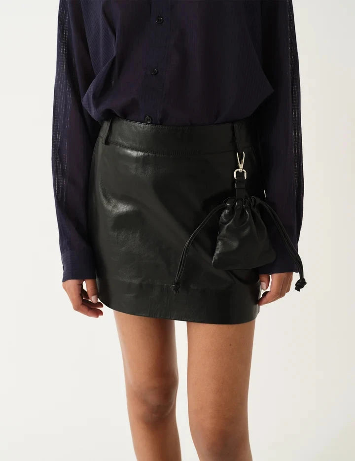 SOHO PENCIL SKIRT IN BLACK SKIRT THE GARMENT