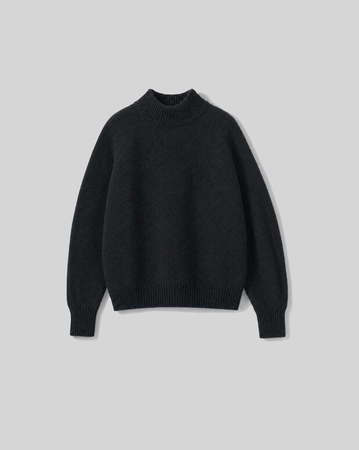 WAFA PULLOVER IN BLACK PULLOVER IRO