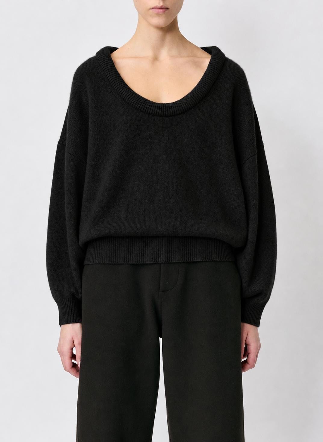DORIA SWEATER IN BLACK SWEATER LISA YANG