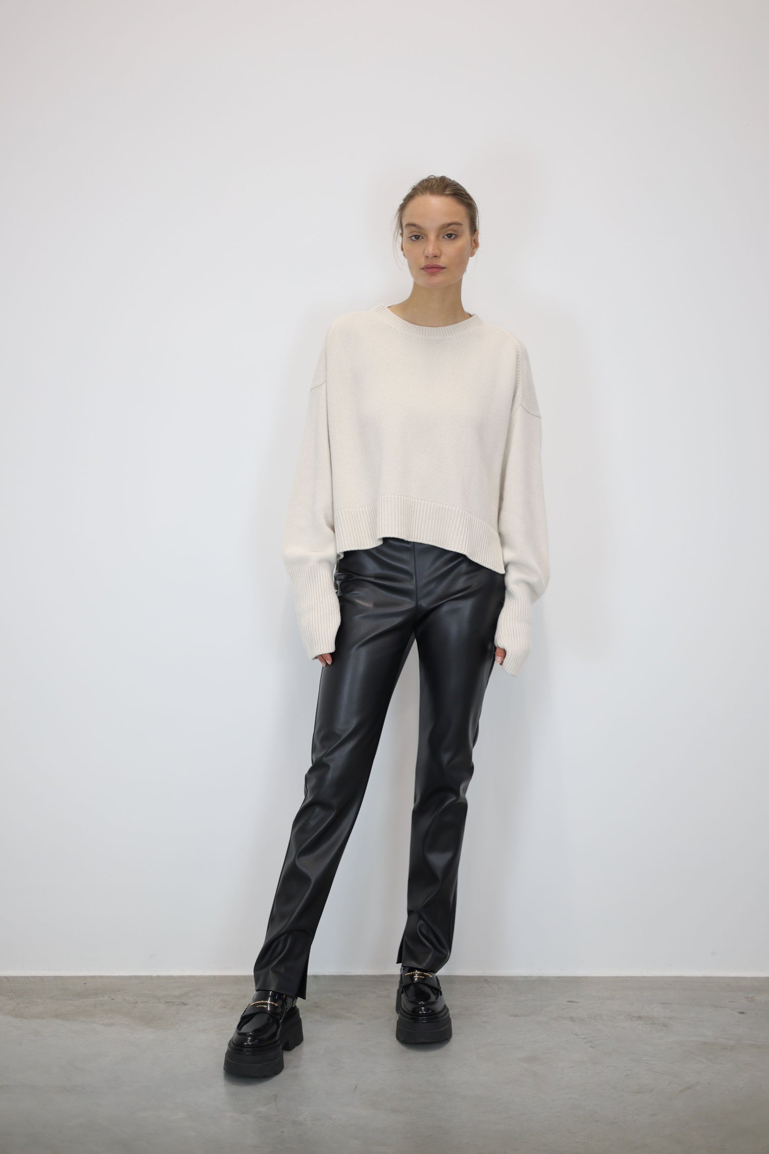 SKINNY FAUX LEATHER PANTS PANTS NUDE 