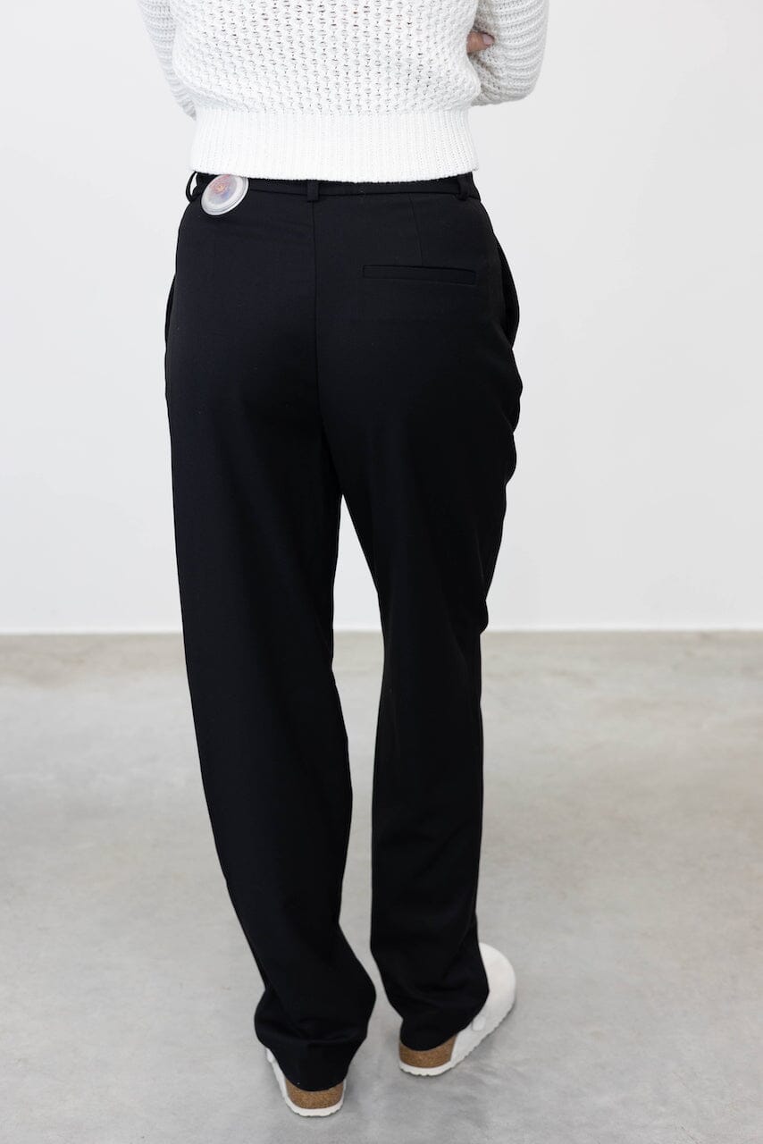 PAULA REGULAR FIT STRAIGHT LEG PANTS PANTS GESTUZ 