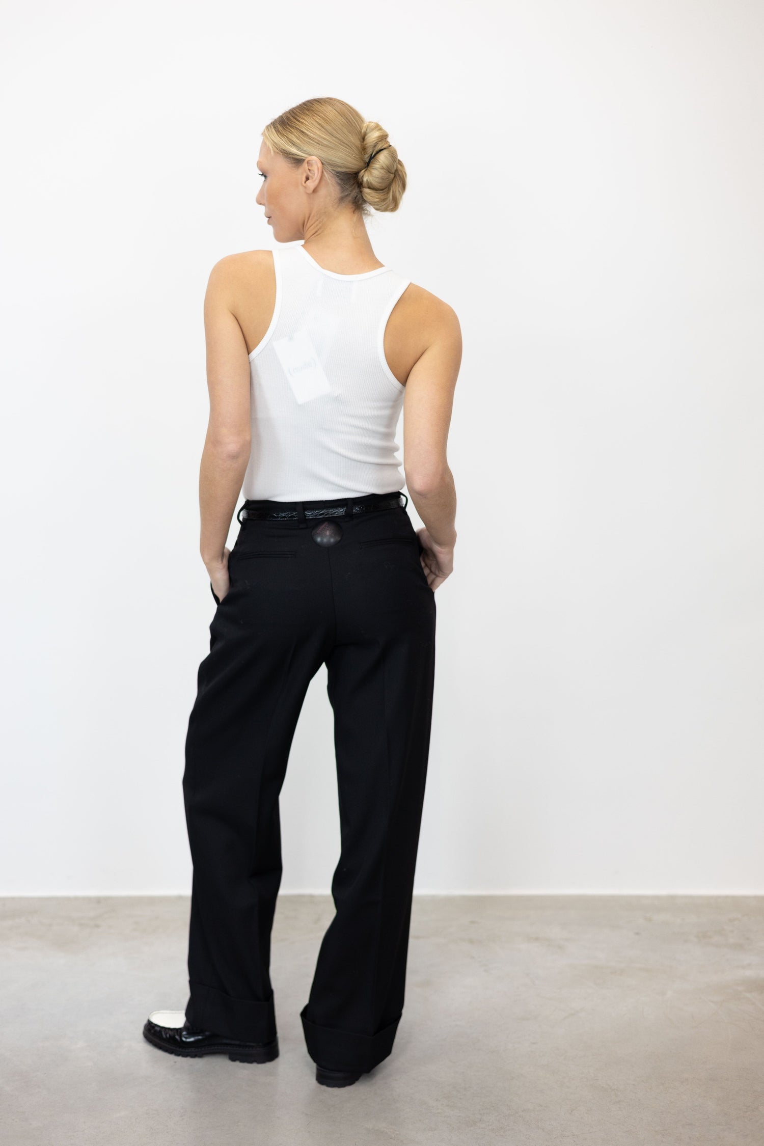 MARIANNE BOYISH LOOSE FIT PANTS – KURE