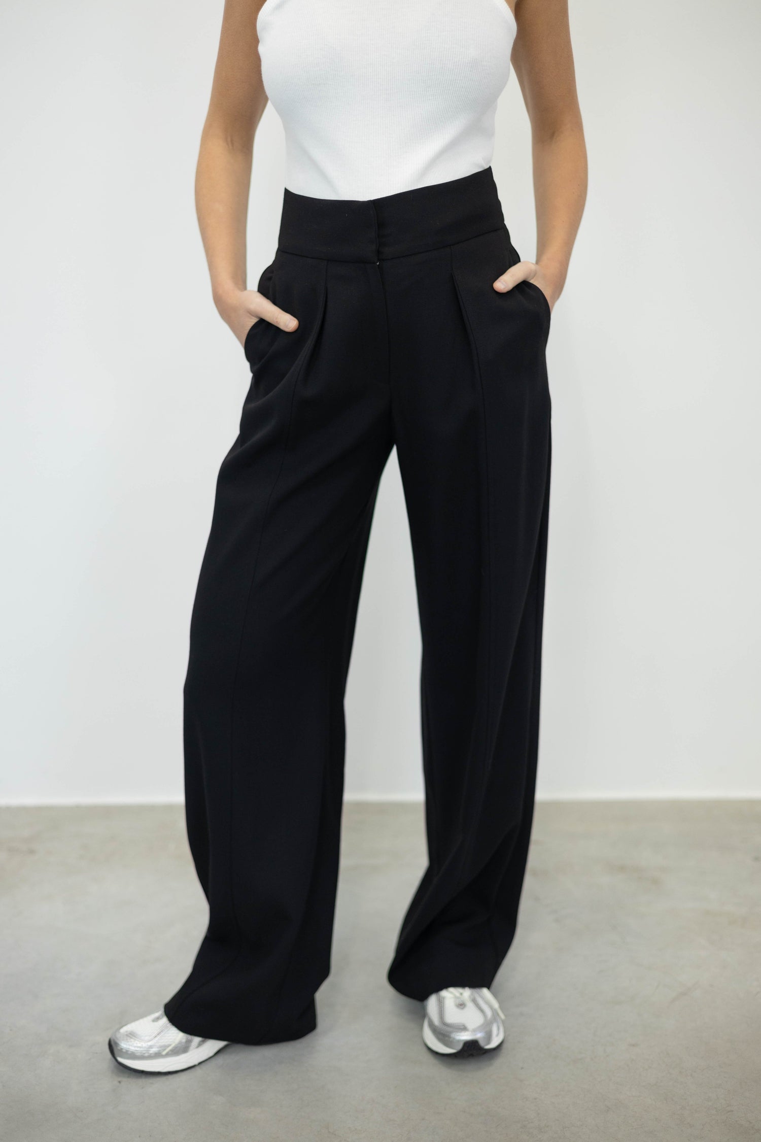 KAIRI TAILORED STRAIGHT FIT PANTS PANTS IRO 