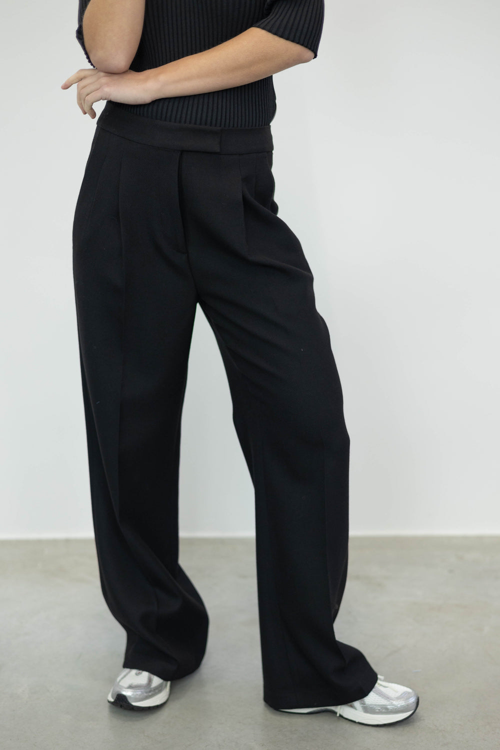 SIMONE MID ROSE LOOSE FIT PANTS PANTS ONE & OTHER 