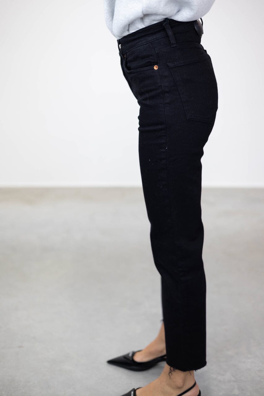70S HIGH-RISE STOVE PIPE JEANS Jeans REDONE 