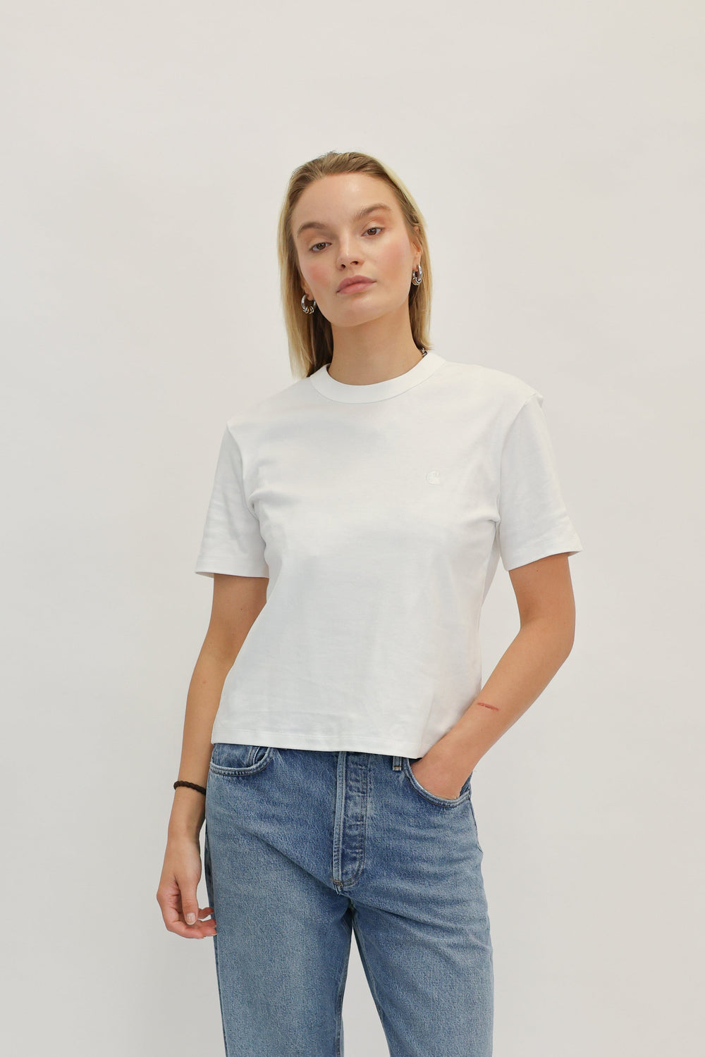 LUCA TSHIRT IN WHITE TSHIRT CARHARTT 
