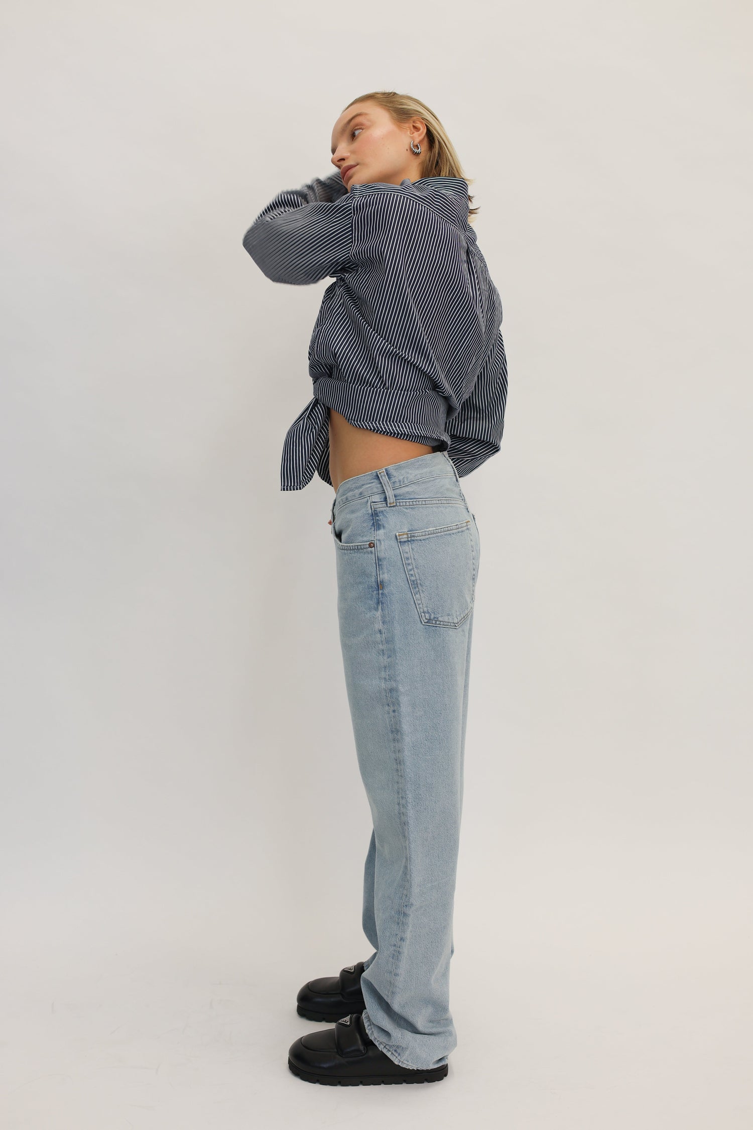 KELLY V-WAIST STRAIGHT JEANS IN REPLICA JEANS AGOLDE 