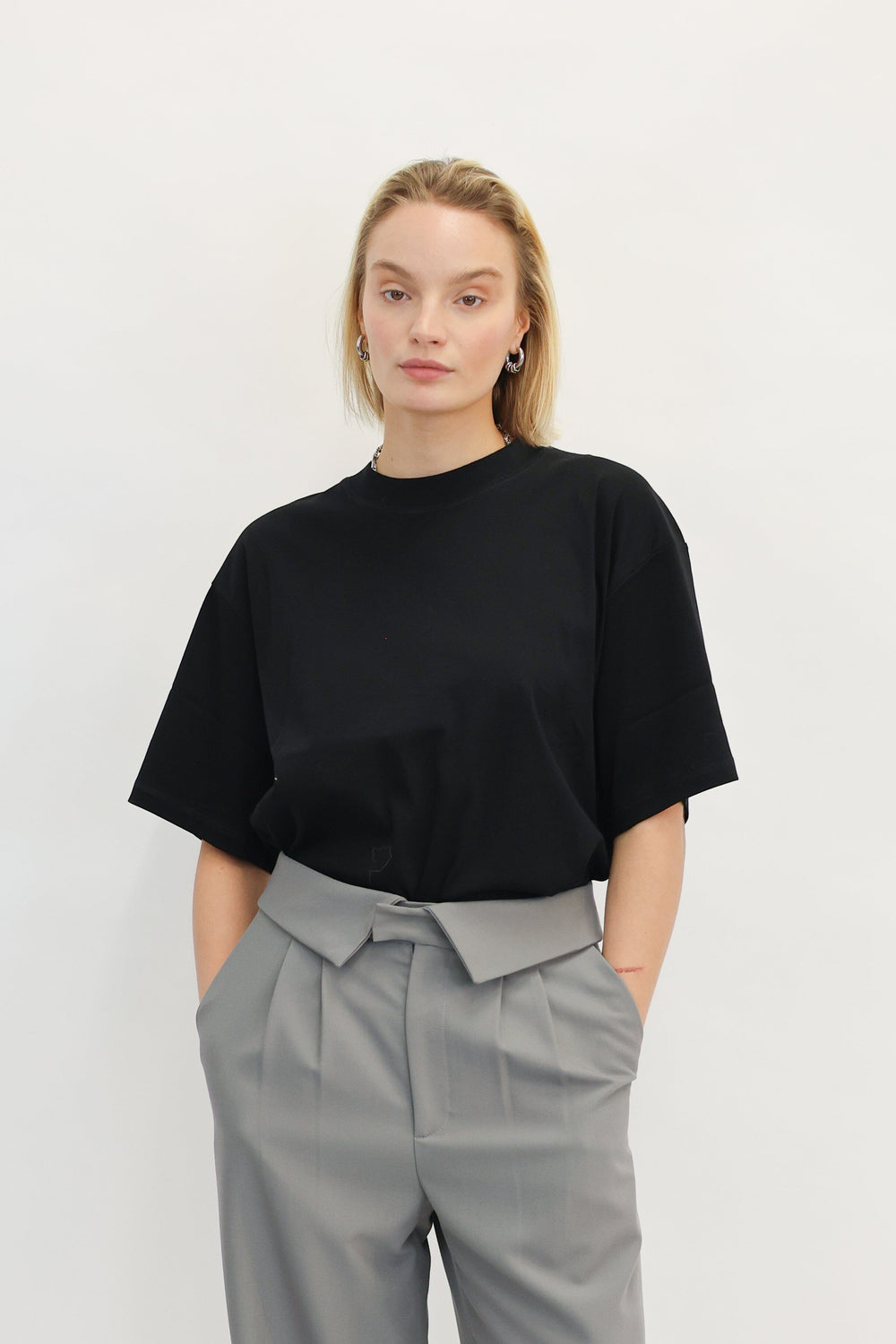 LARSSON TSHIRT IN BLACK TSHIRT HERSKIND 