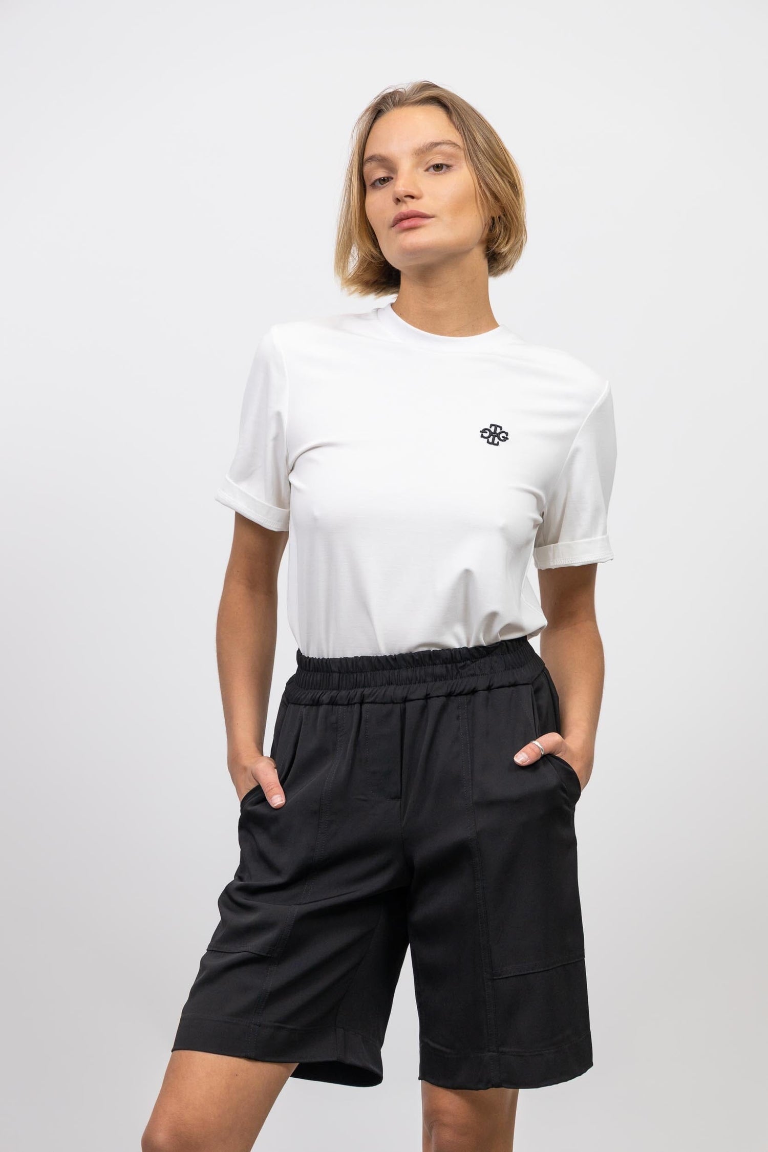 OVERSIZED FLUID LOGO TEE T-SHIRT THE GARMENT 