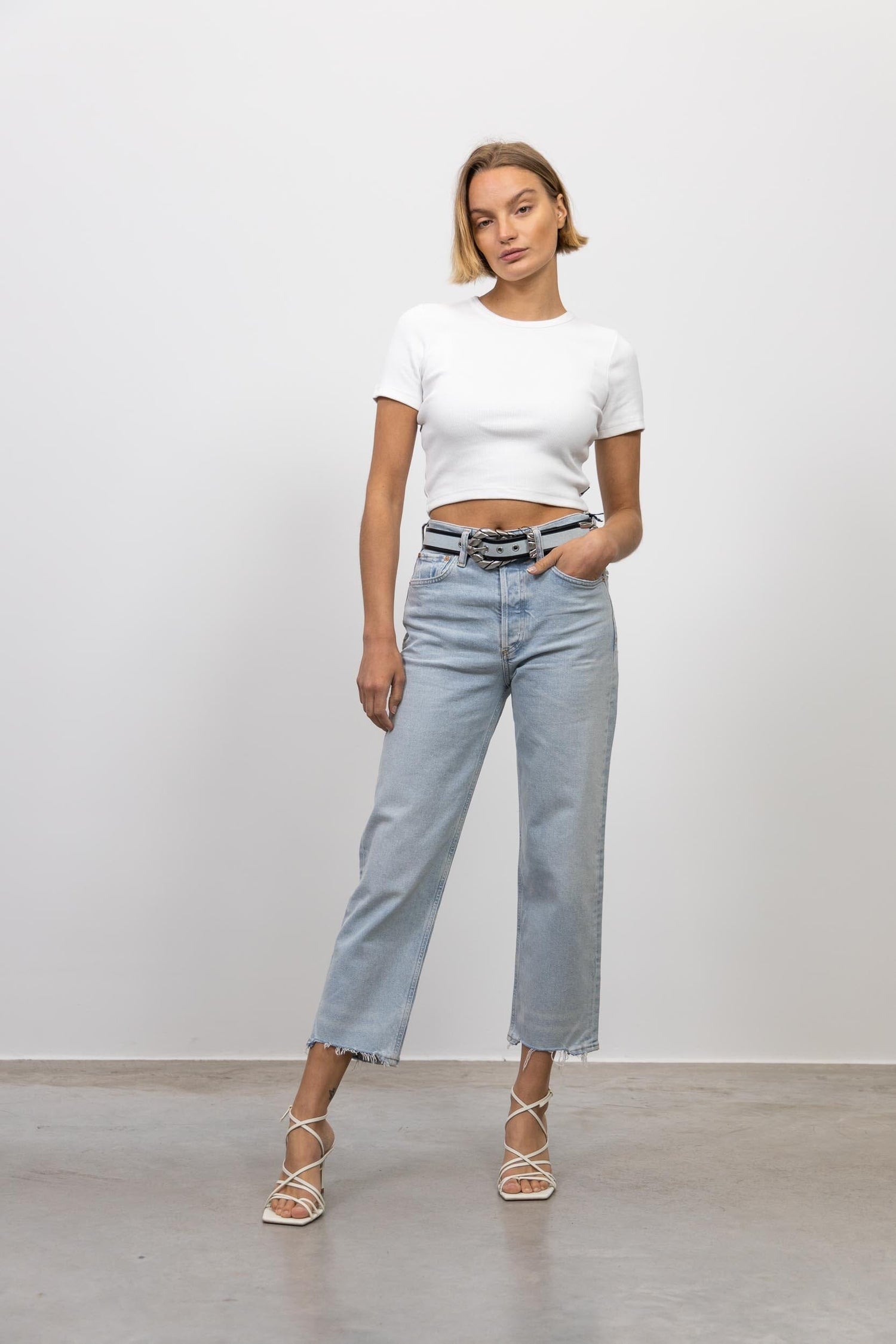 FLORENCE STRAIGHT LEG JEANS IN SUNBLEACH JEANS CITIZENS OF HUMANITY 