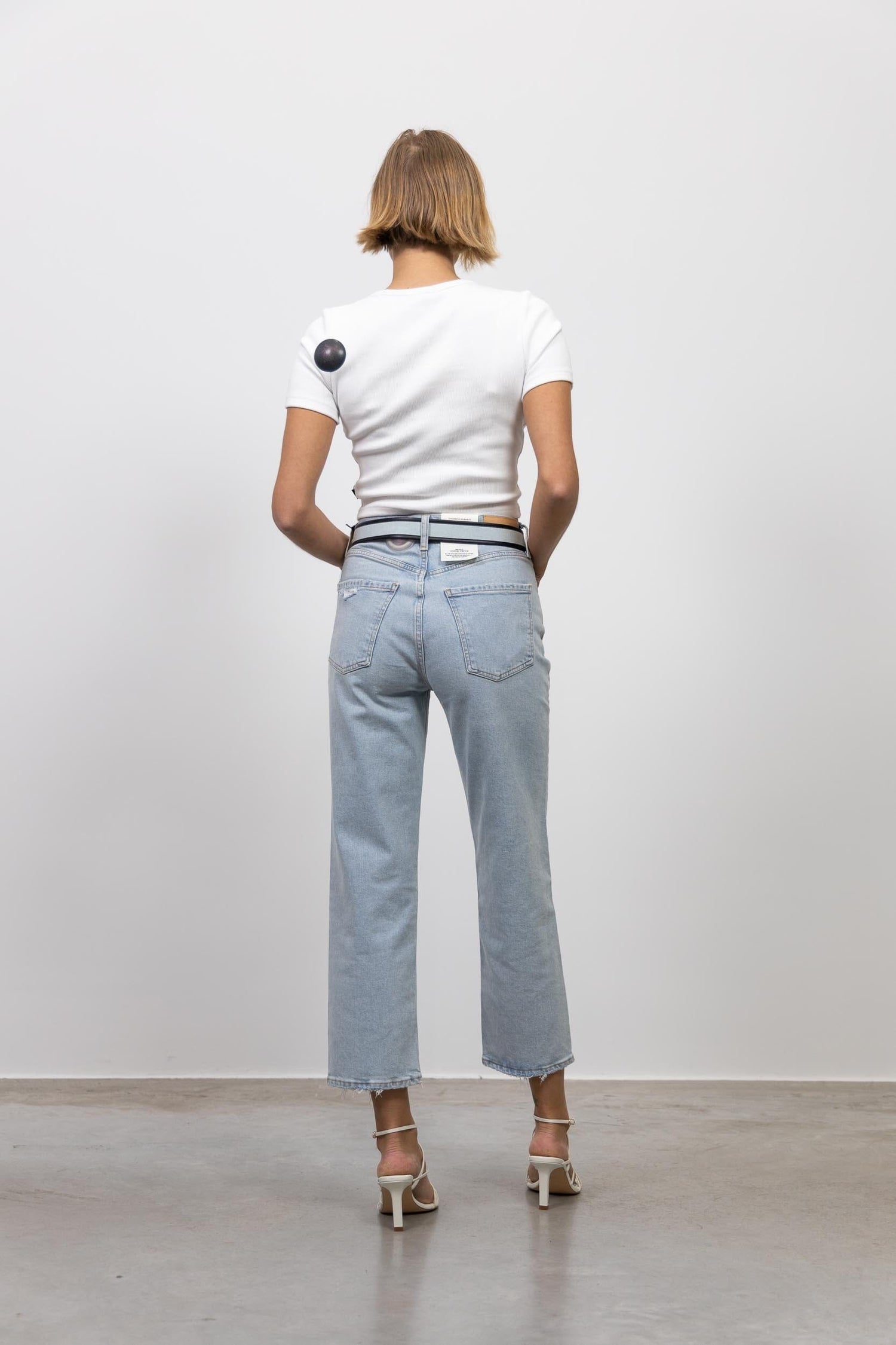 FLORENCE STRAIGHT LEG JEANS IN SUNBLEACH JEANS CITIZENS OF HUMANITY 