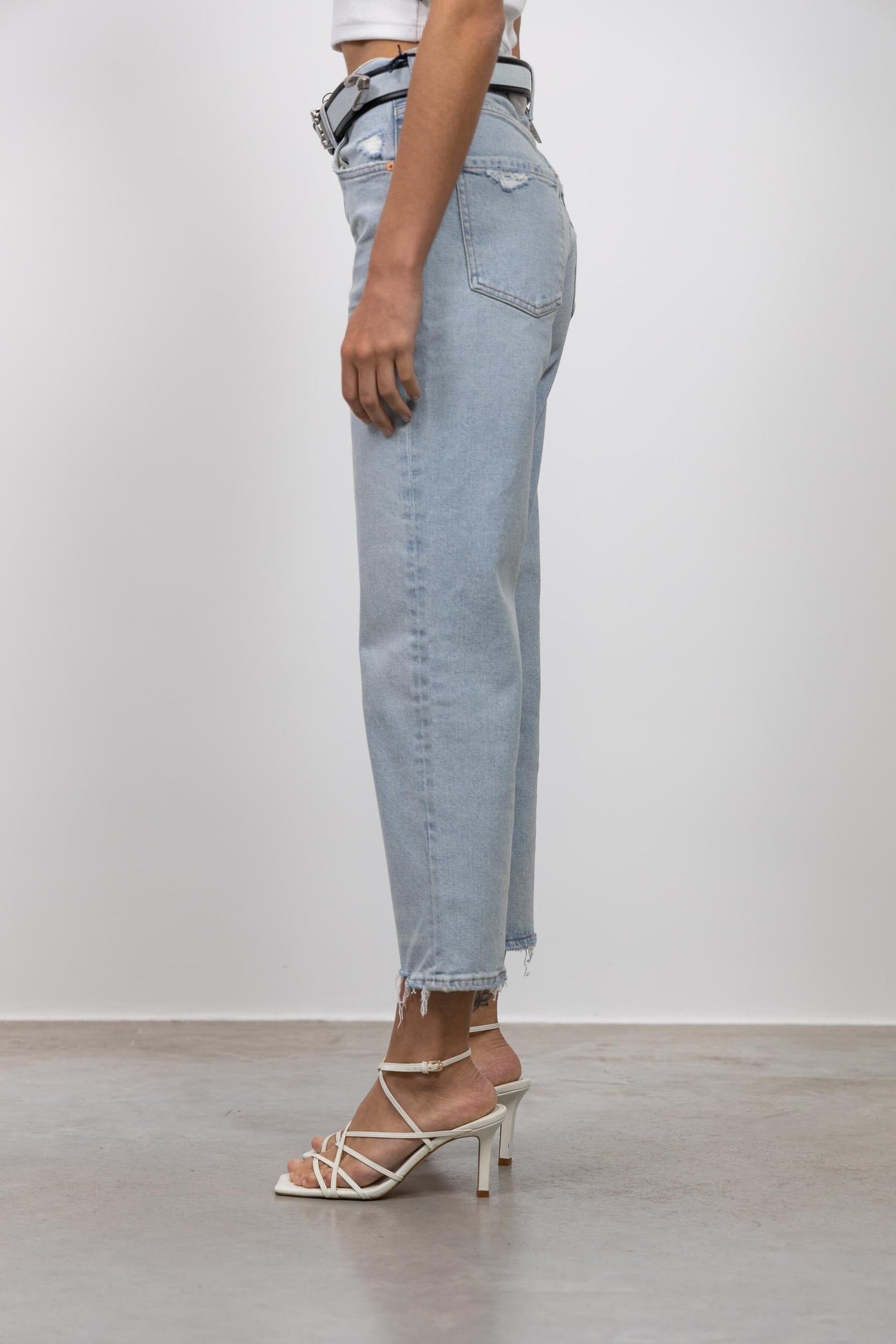 FLORENCE STRAIGHT LEG JEANS IN SUNBLEACH JEANS CITIZENS OF HUMANITY 