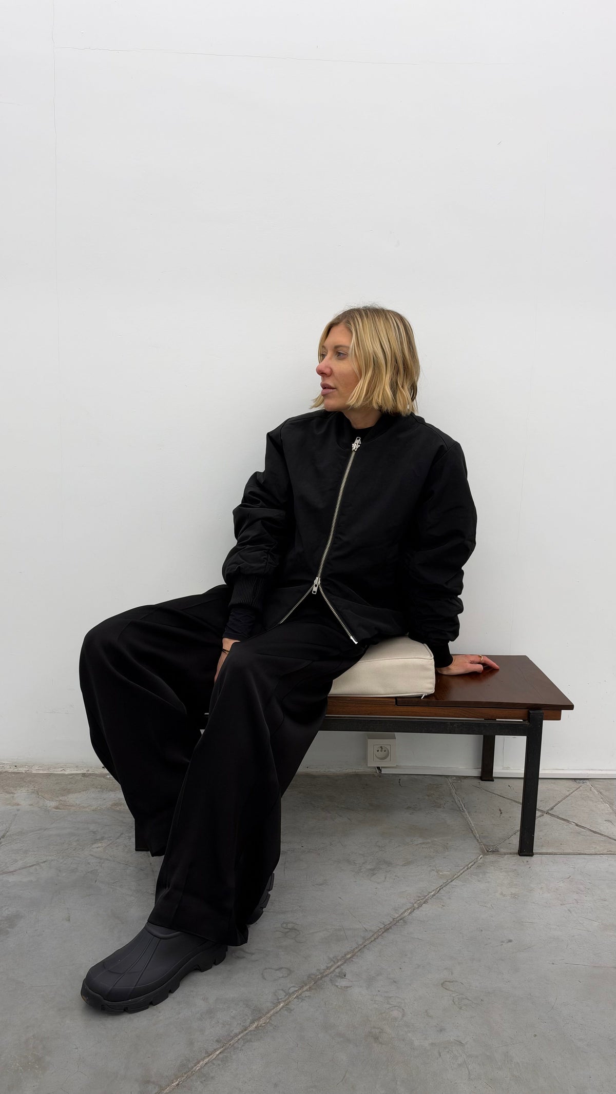 OPAL BOMBER JACKET IN BLACK JACKET WON HUNDRED 