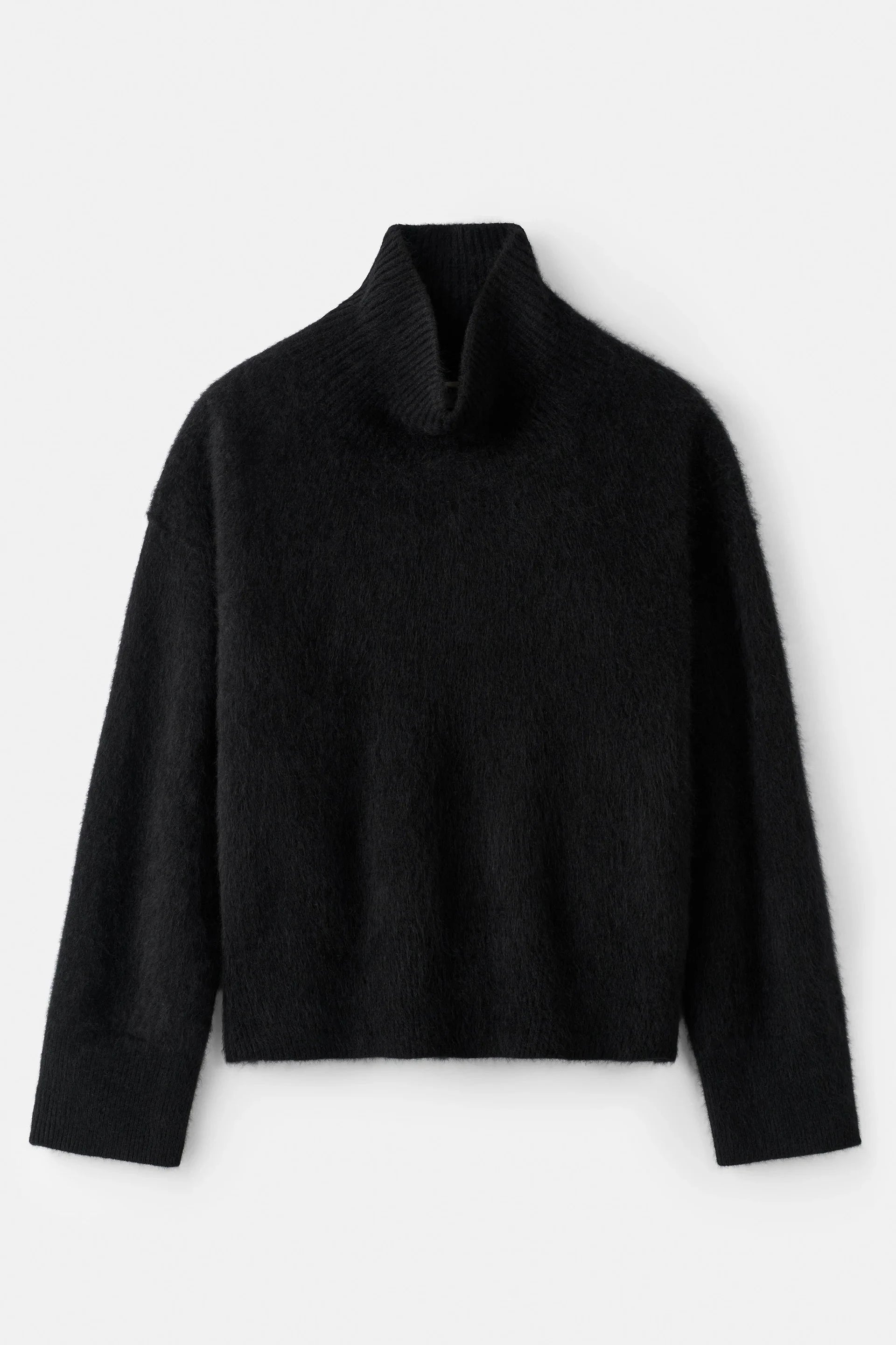 BRUSHED BOYFRIEND TURTLENECK IN BLACK KNIT SOFT GOAT 