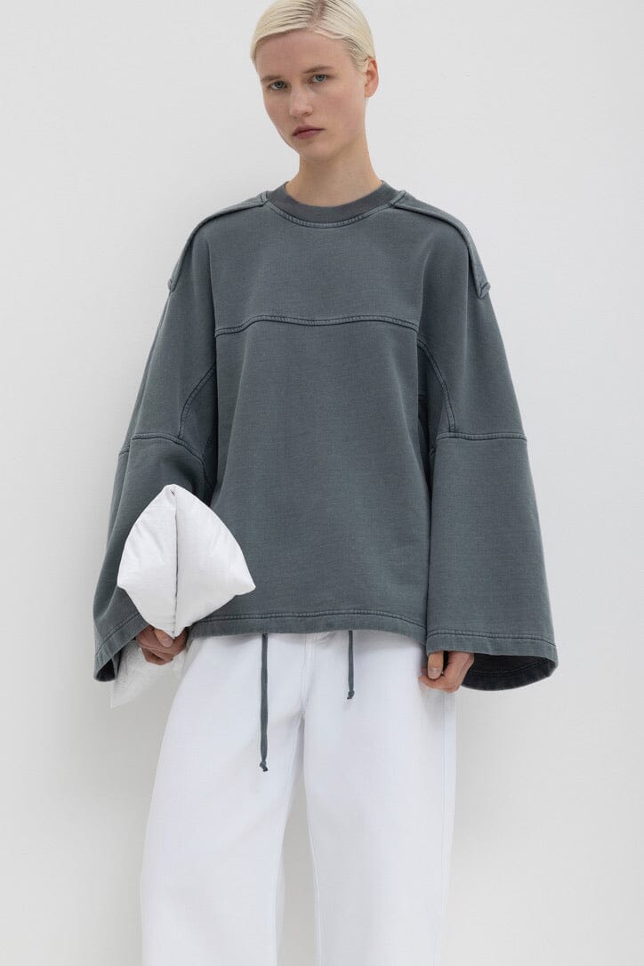TAHORA GARMENT DYED SWEATSHIRT IN DARK PETROL SWEATSHIRT CHRISTIAN WIJNANTS 