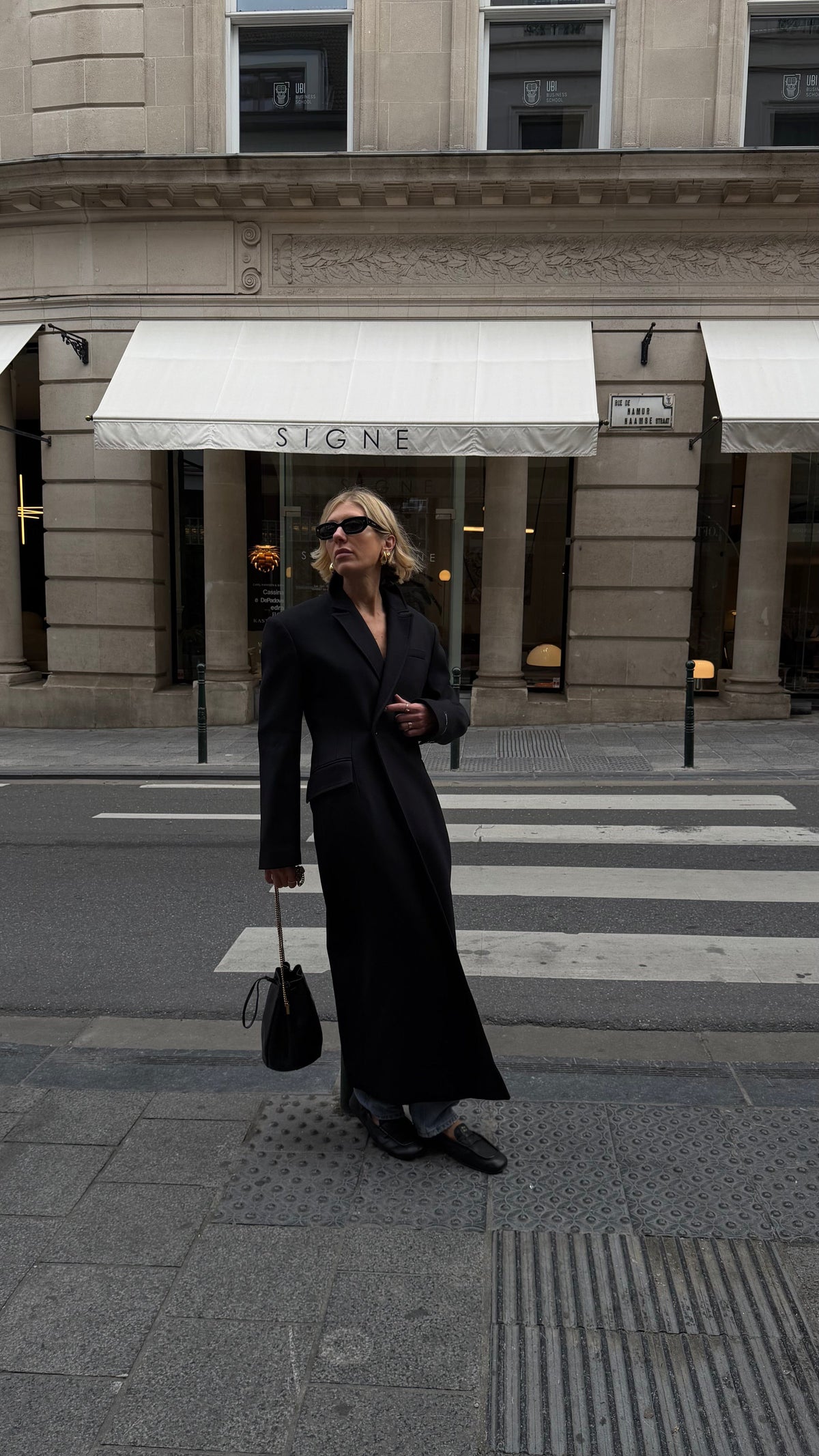 ULTRA DE LUXE FITTED COAT IN BLACK COAT HERSKIND 