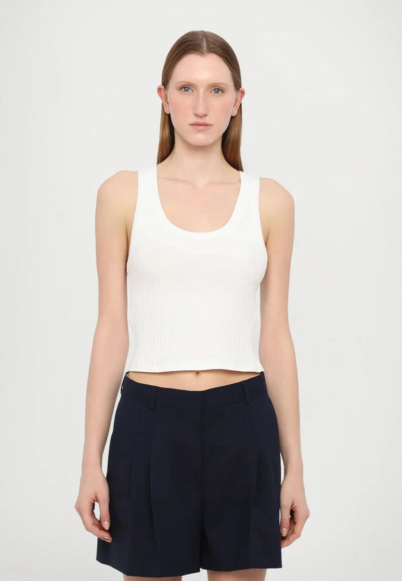 EMMA RIB CROPPED TANK TOP IN WHITE TOP IRO 