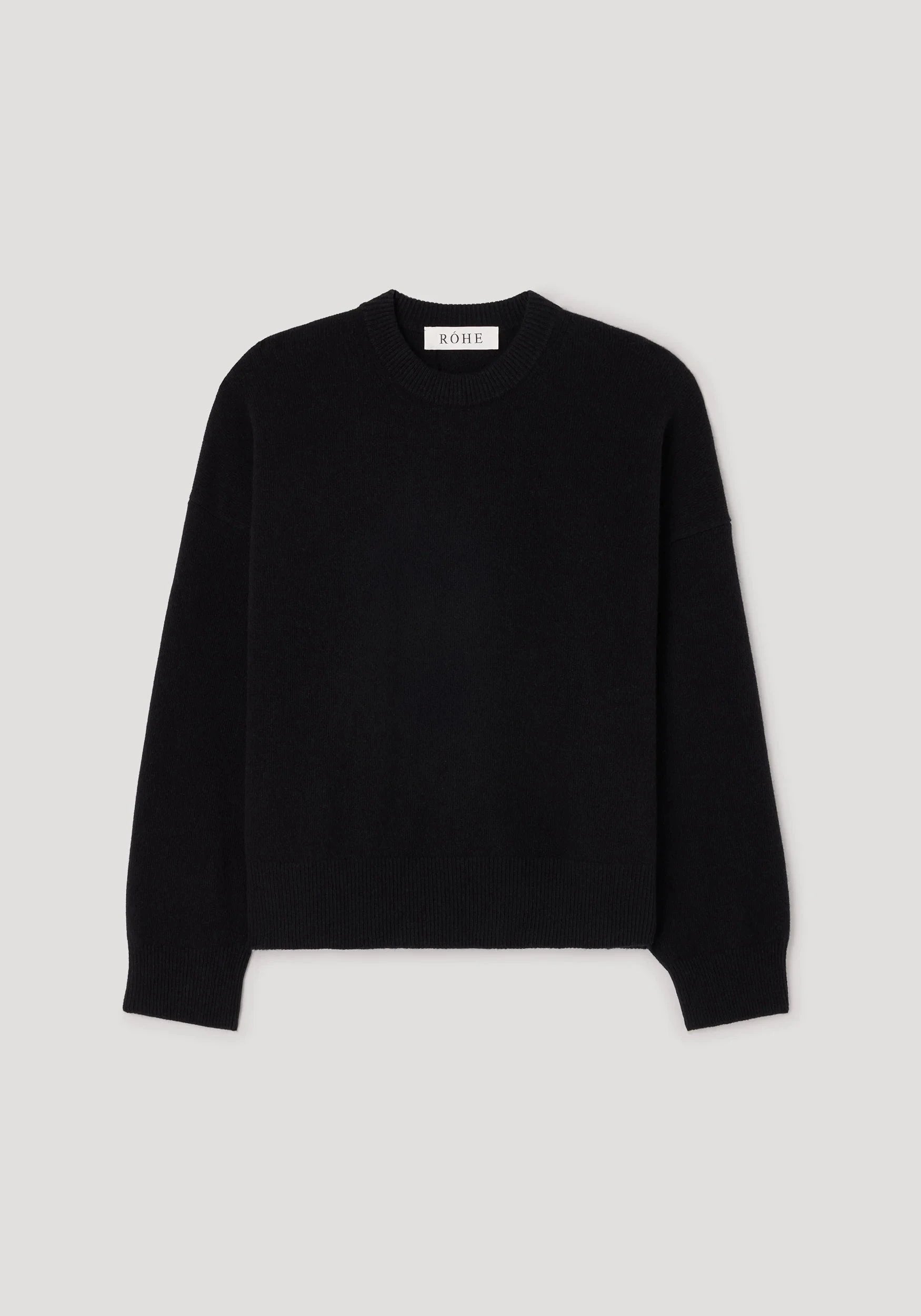 CLASSIC CREWNECK JUMPER IN BLACK KNIT ROHE 