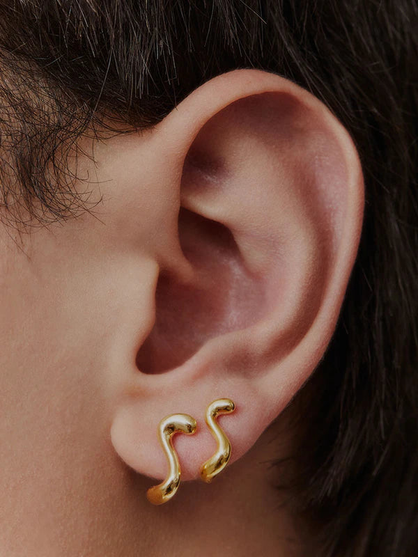 LOTUS 9 MM HUGGIE IN GOLD EARRING MARIA BLACK 