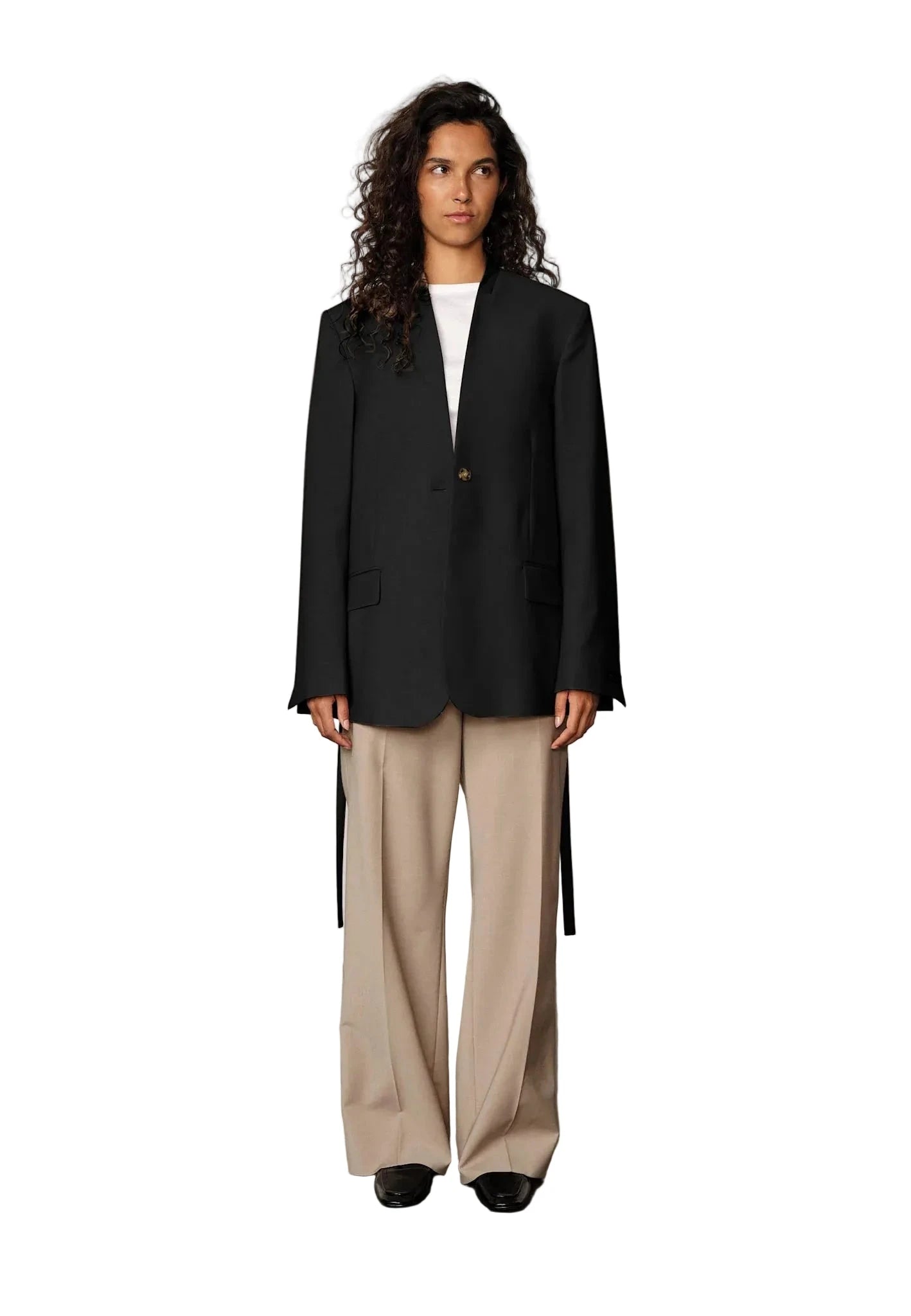 CLARISSA REGULAR BLAZER IN BLACK BLAZER HERSKIND 