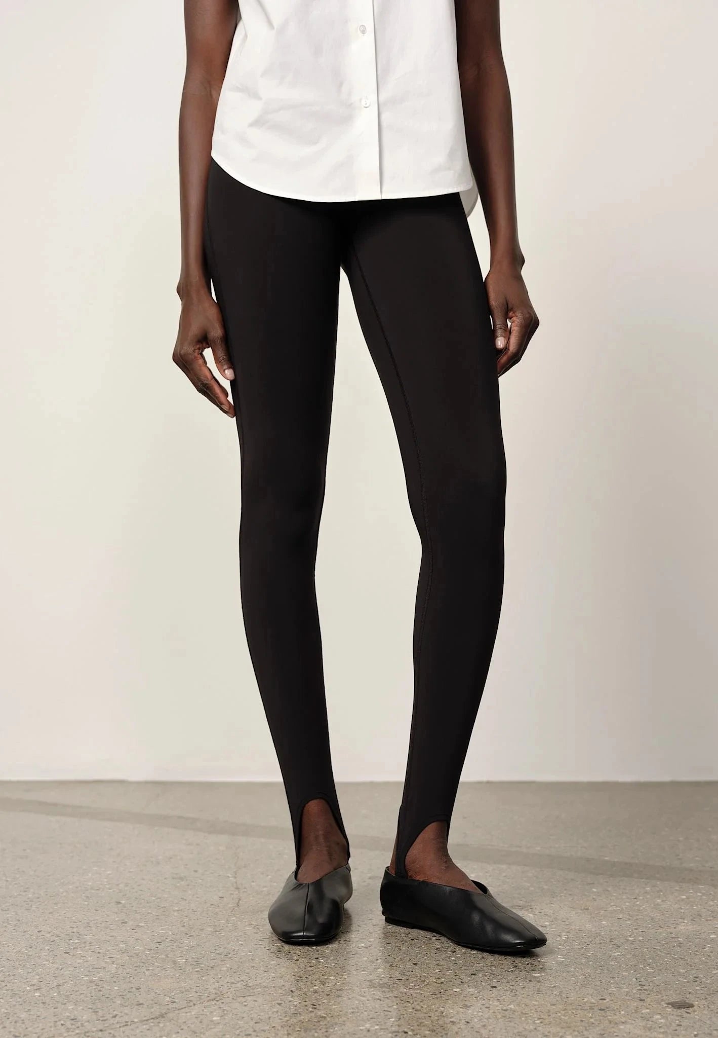 RINGO LEGGING IN BLACK LEGGING HERSKIND 