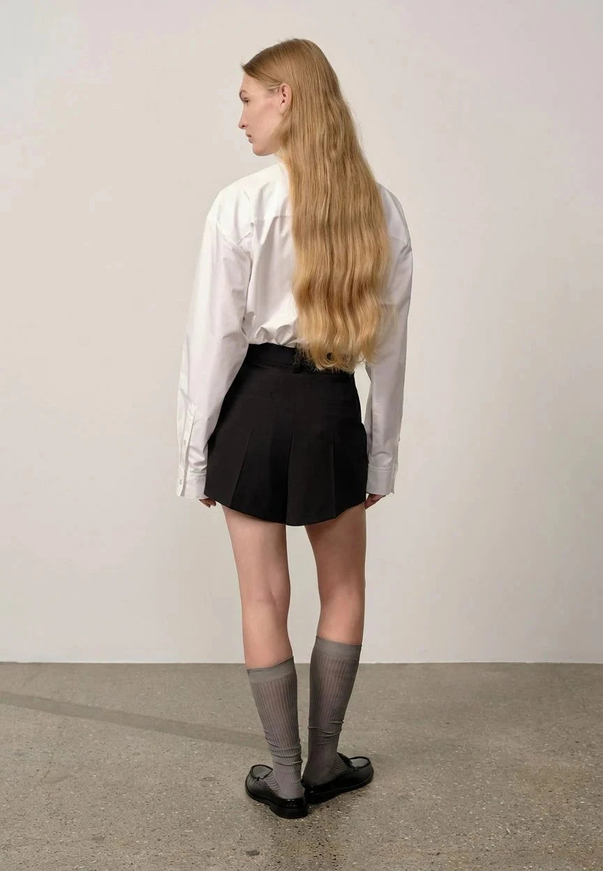 RUNI SHORTS IN BLACK SHORT HERSKIND 