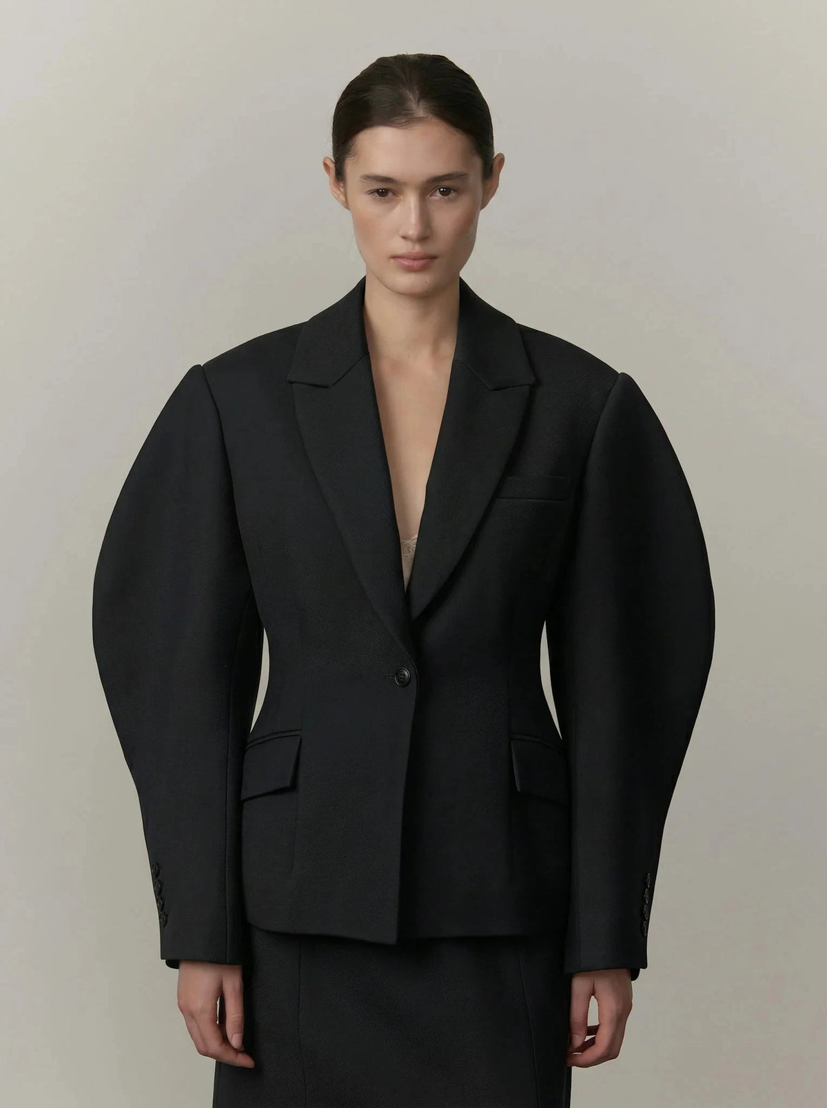 ALEX FITTED BLAZER IN BLACK BLAZER HERSKIND 