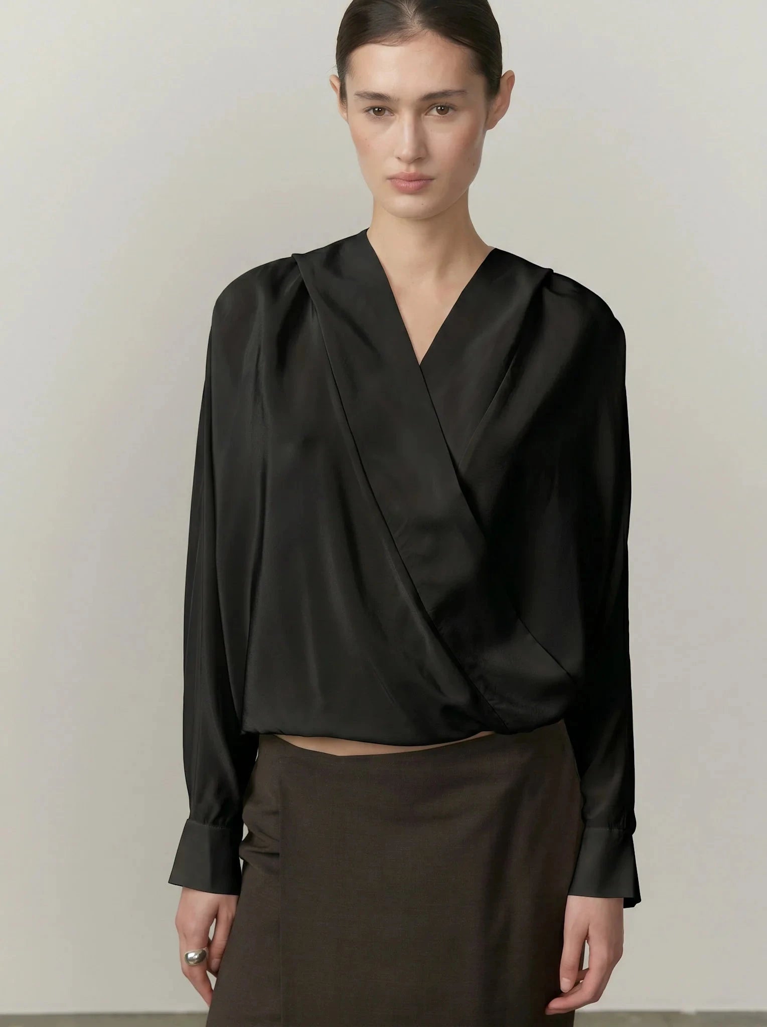 SISI SILK BLOUSE IN BLACK TOP HERSKIND 