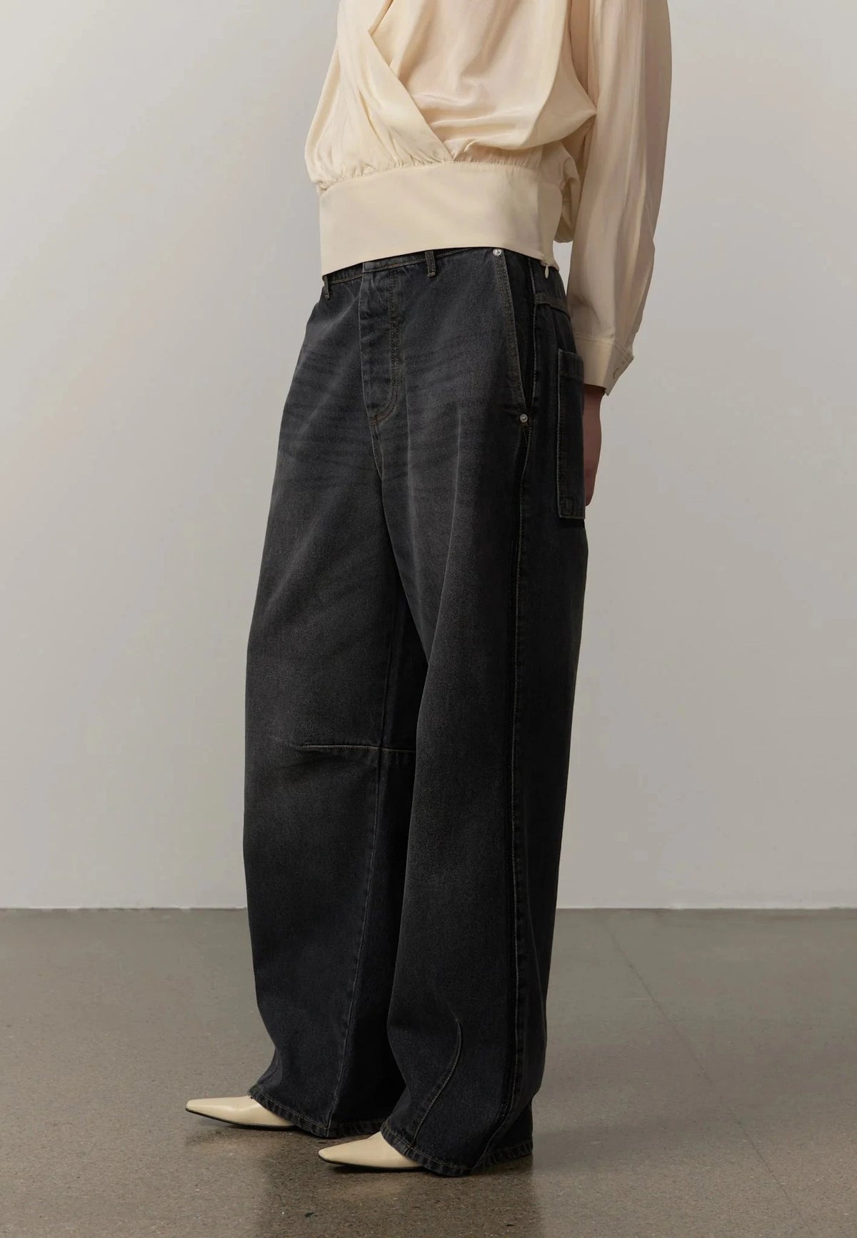 ESME DENIM JEANS IN BLACK JEANS HERSKIND 