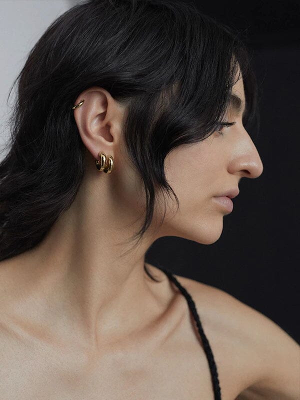 TEMPELHOFER GOLD HOOPS EARRING MARIA BLACK 