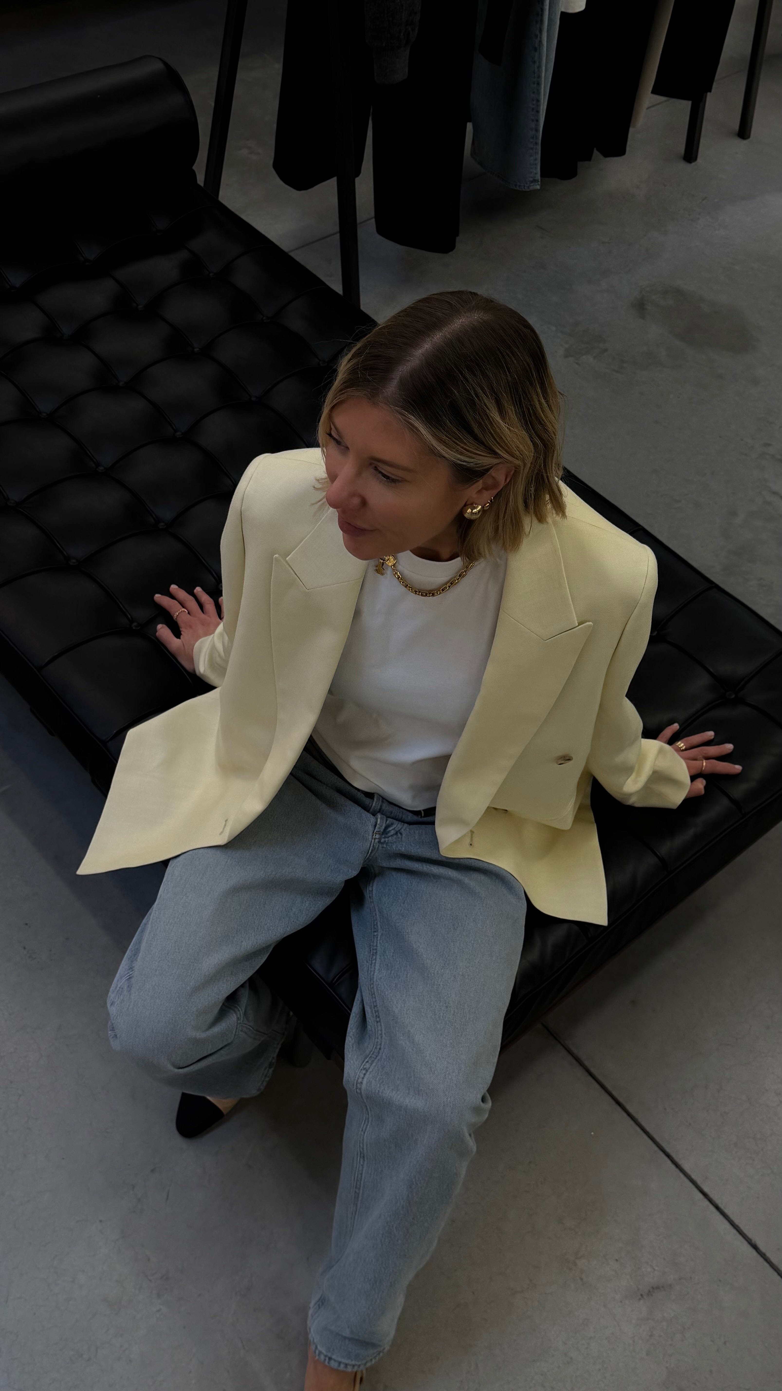 MANIA BLAZER IN BUTTERCREAM BLAZER ONE&OTHER 