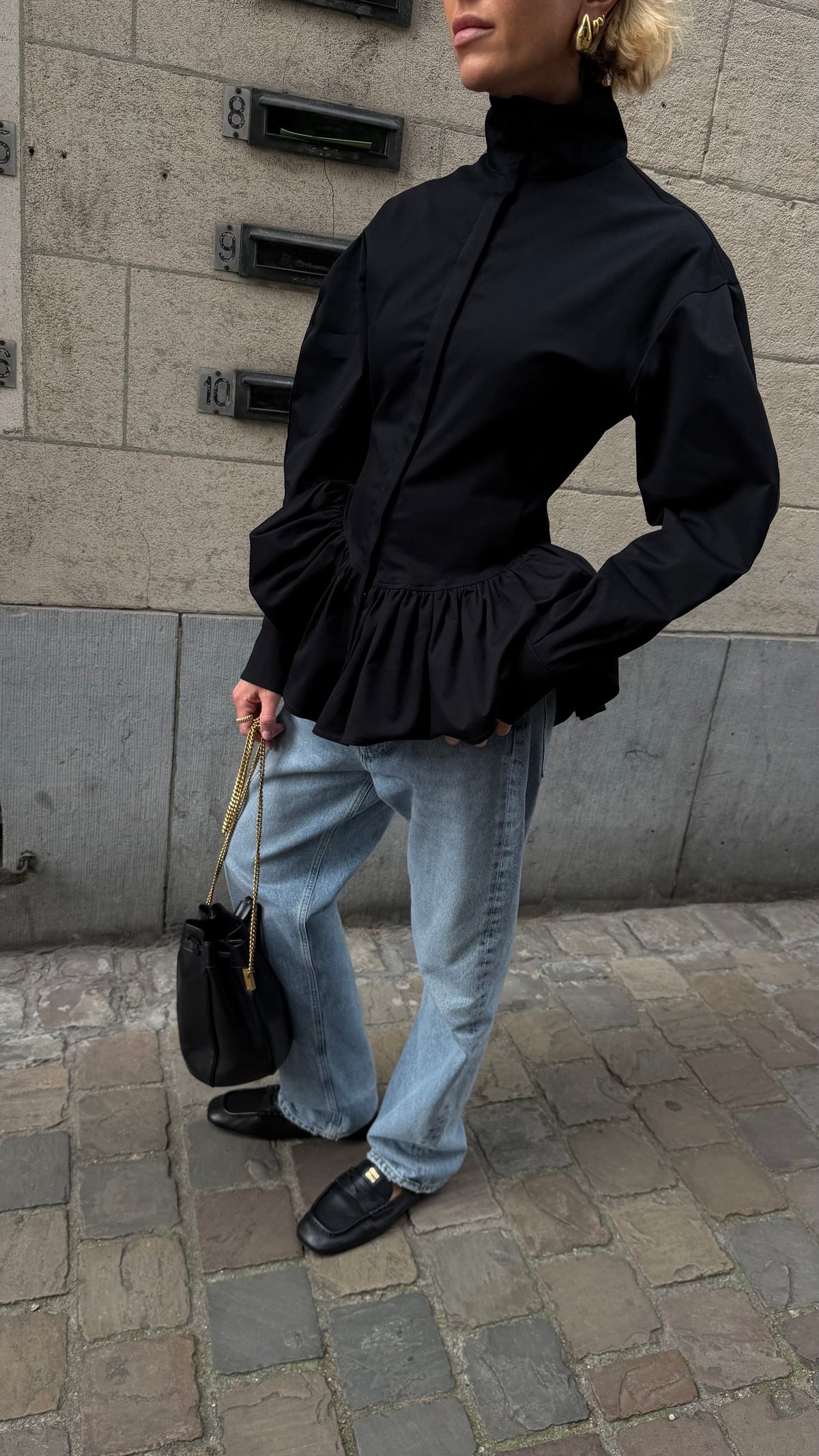 ELAINE SHIRT IN BLACK SHIRT THE LATEST 
