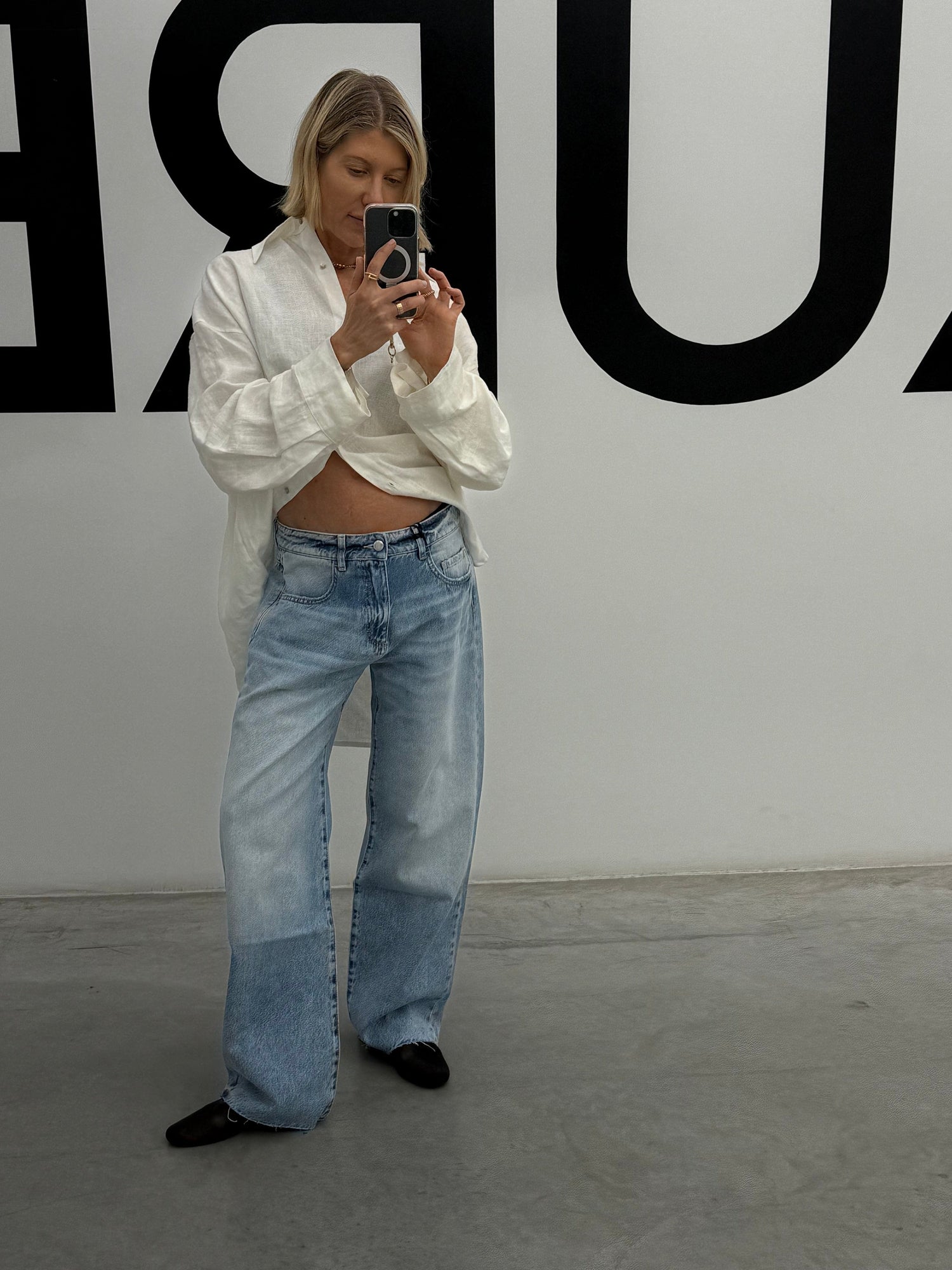 BEA DADDY JEAN IN BLEACHED JEANS ICON DENIM 