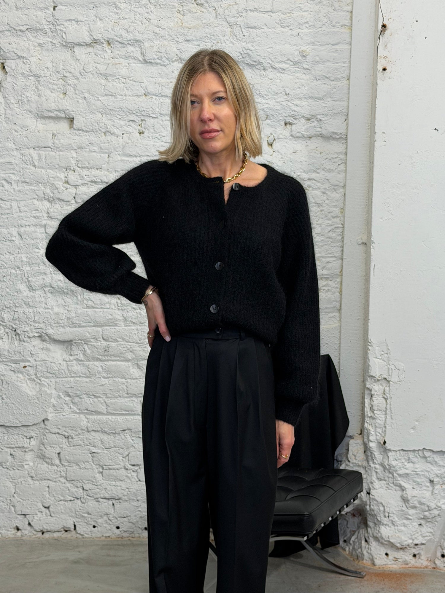 CARDIN CARDIGAN IN BLACK CARDIGAN ONE&OTHER 