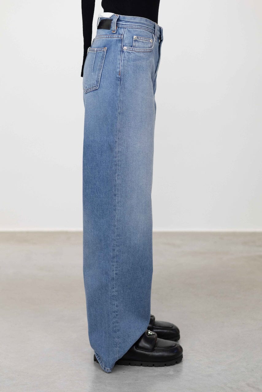 KIRI LOOSE FIT FLARED LEG JEANS IN VINTAGE BLUE JEANS WON HUNDRED 