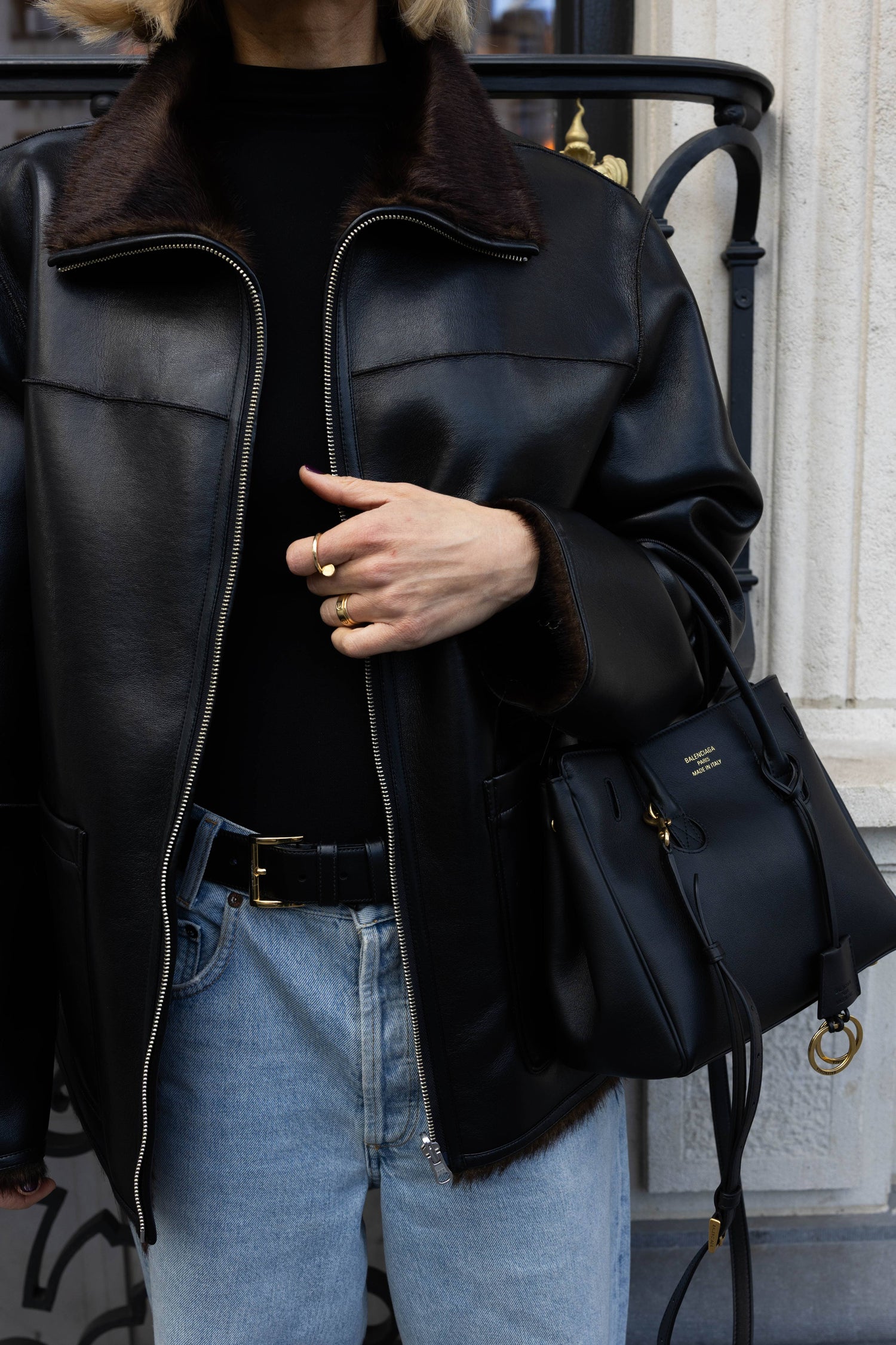 BRELLA JACKET IN BLACK/BROWN JACKET STAND STUDIO 