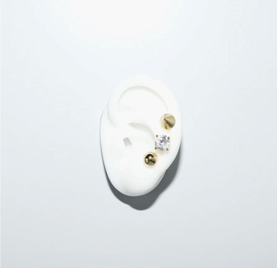 SPIKE EARSTUD IN GOLD EARRINGS BILLION AVENUE 