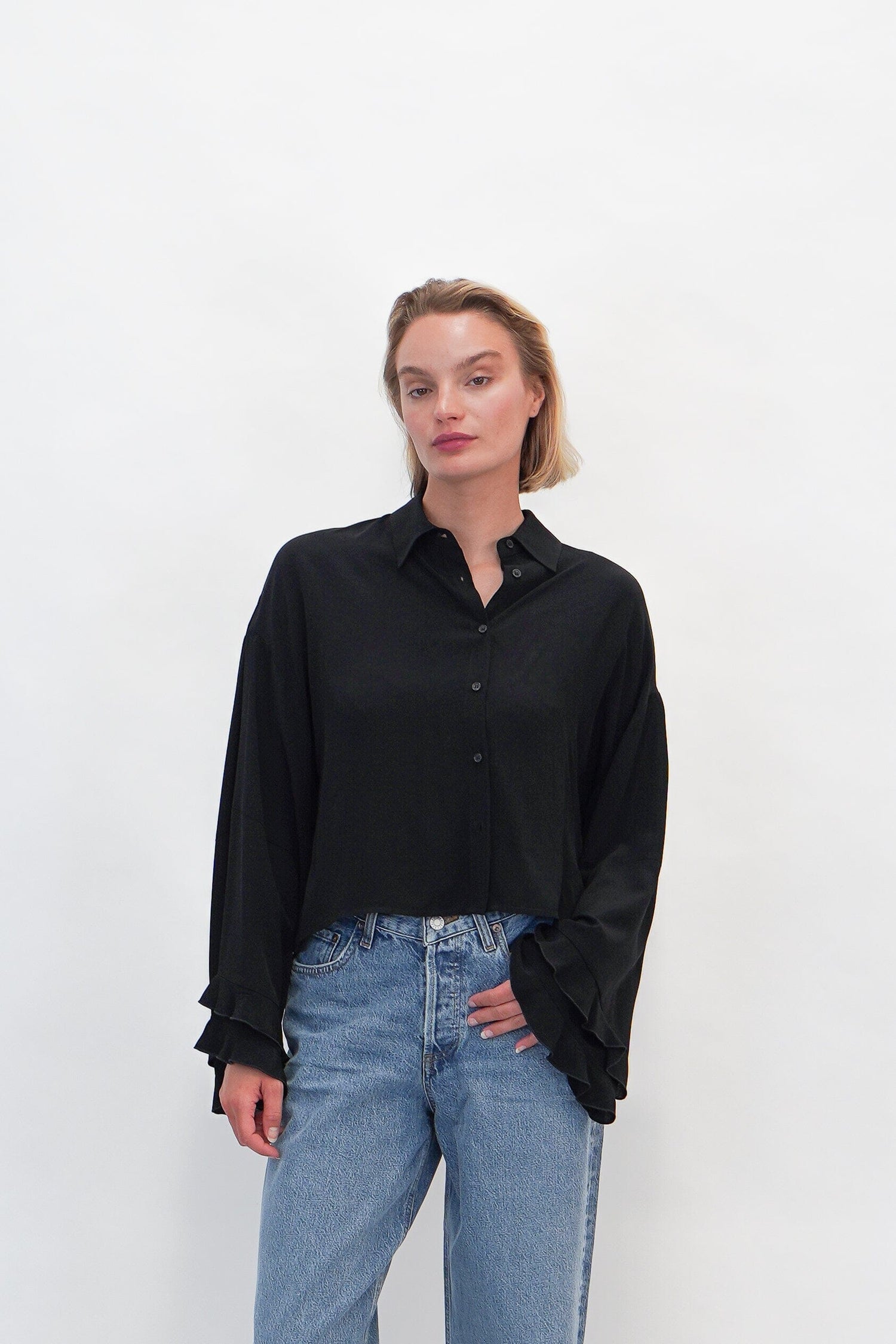 ALLIE SHIRT IN BLACK SHIRT ONE&OTHER 