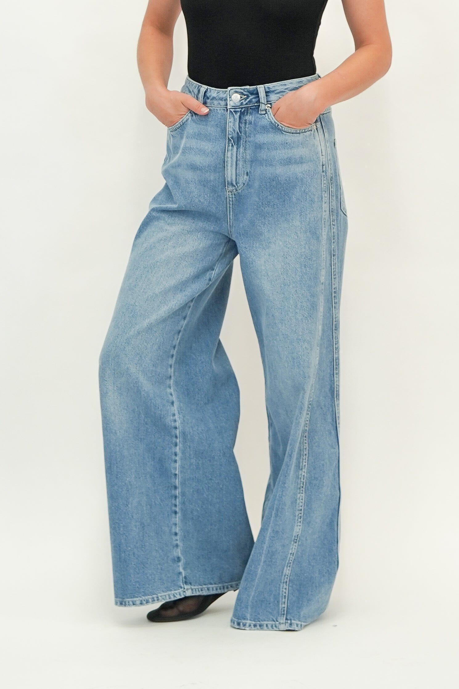 KATJA JEANS IN INDIGO JEANS HERSKIND 
