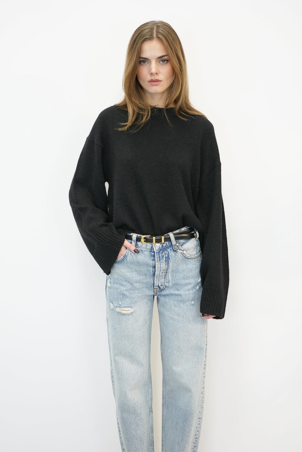 VERONA SLIT SWEATER IN BLACK KNIT DESIGNERS REMIX 