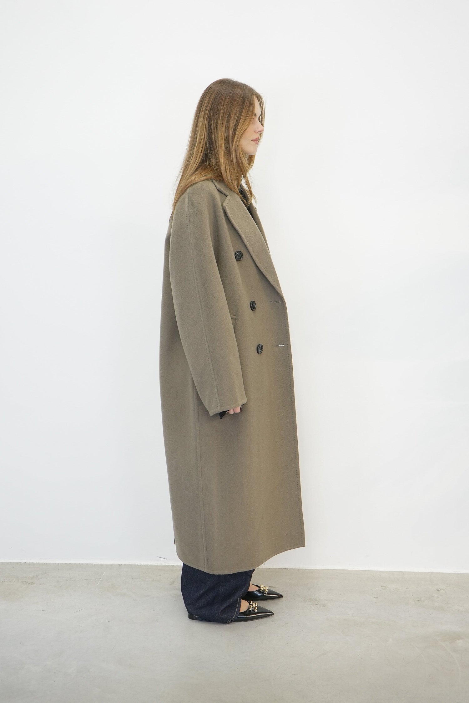 CLAIRE COAT COAT STAND STUDIO 